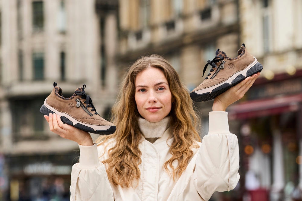 Rieker Slip-On Sneaker  Schlupfschuh, Halbschuh, Freizeitschuh mit weicher Innensohle