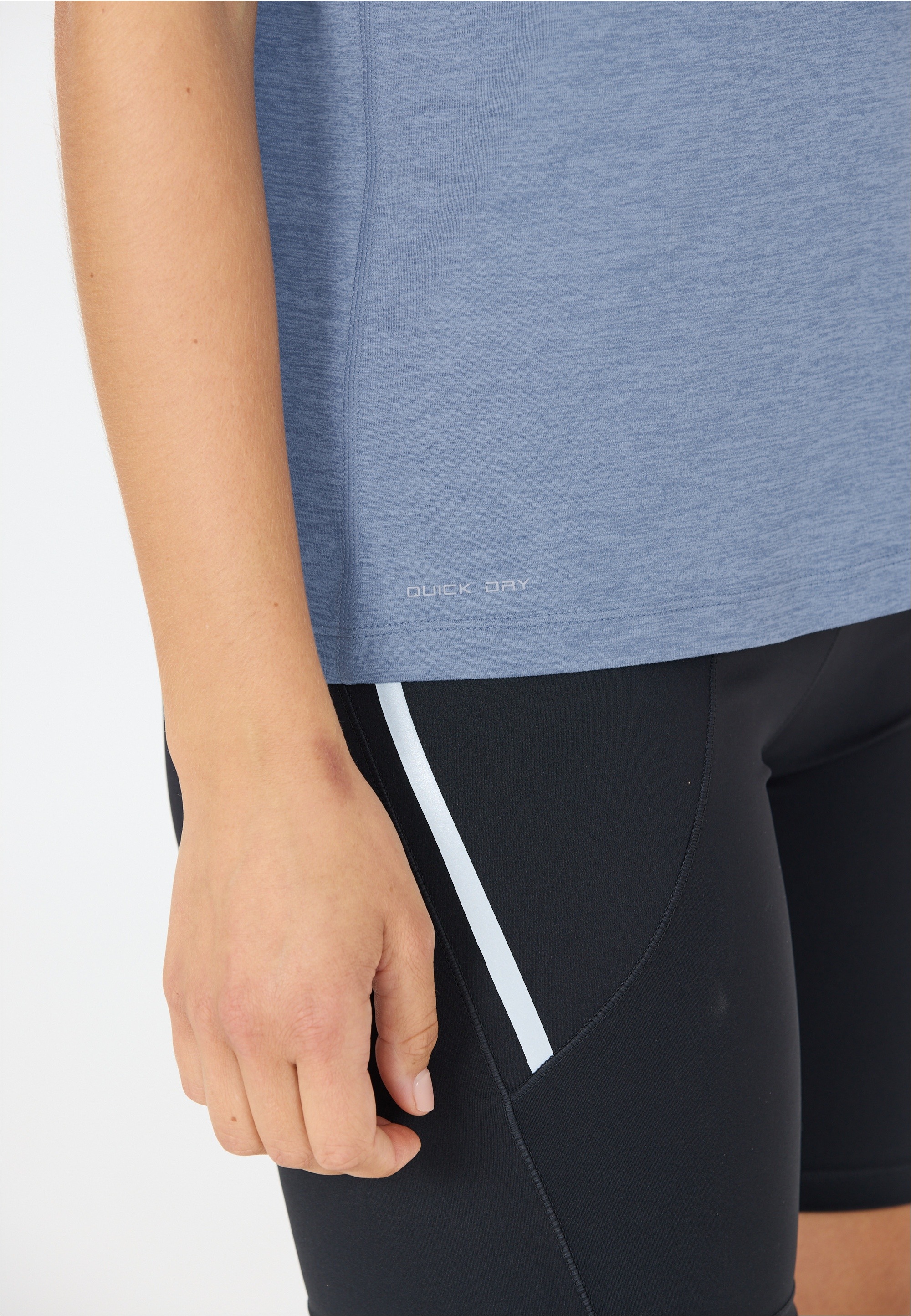 ENDURANCE Funktionsshirt »Alvaly«, im simplen Design mit Quick Dry-Technologie