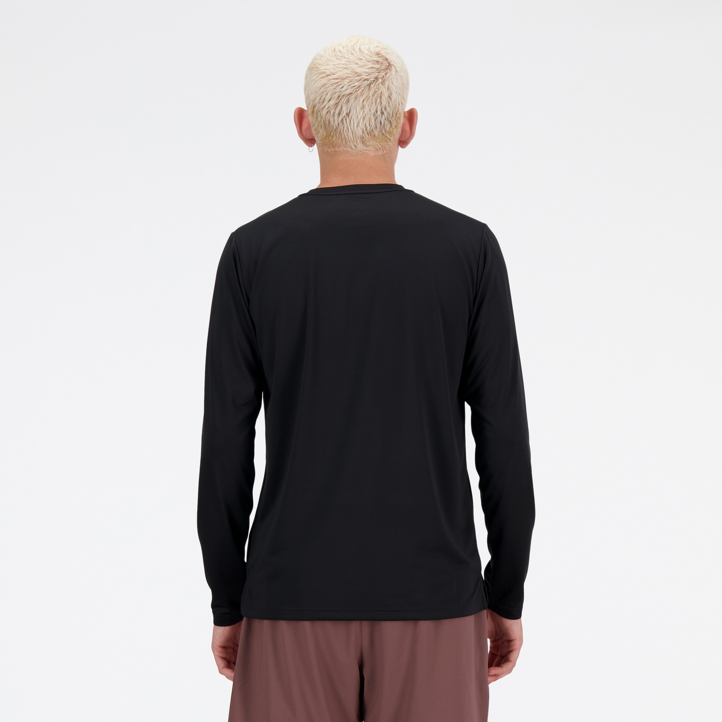 New Balance Laufshirt »Sport Essentials Long Sleeve«, mit Label
