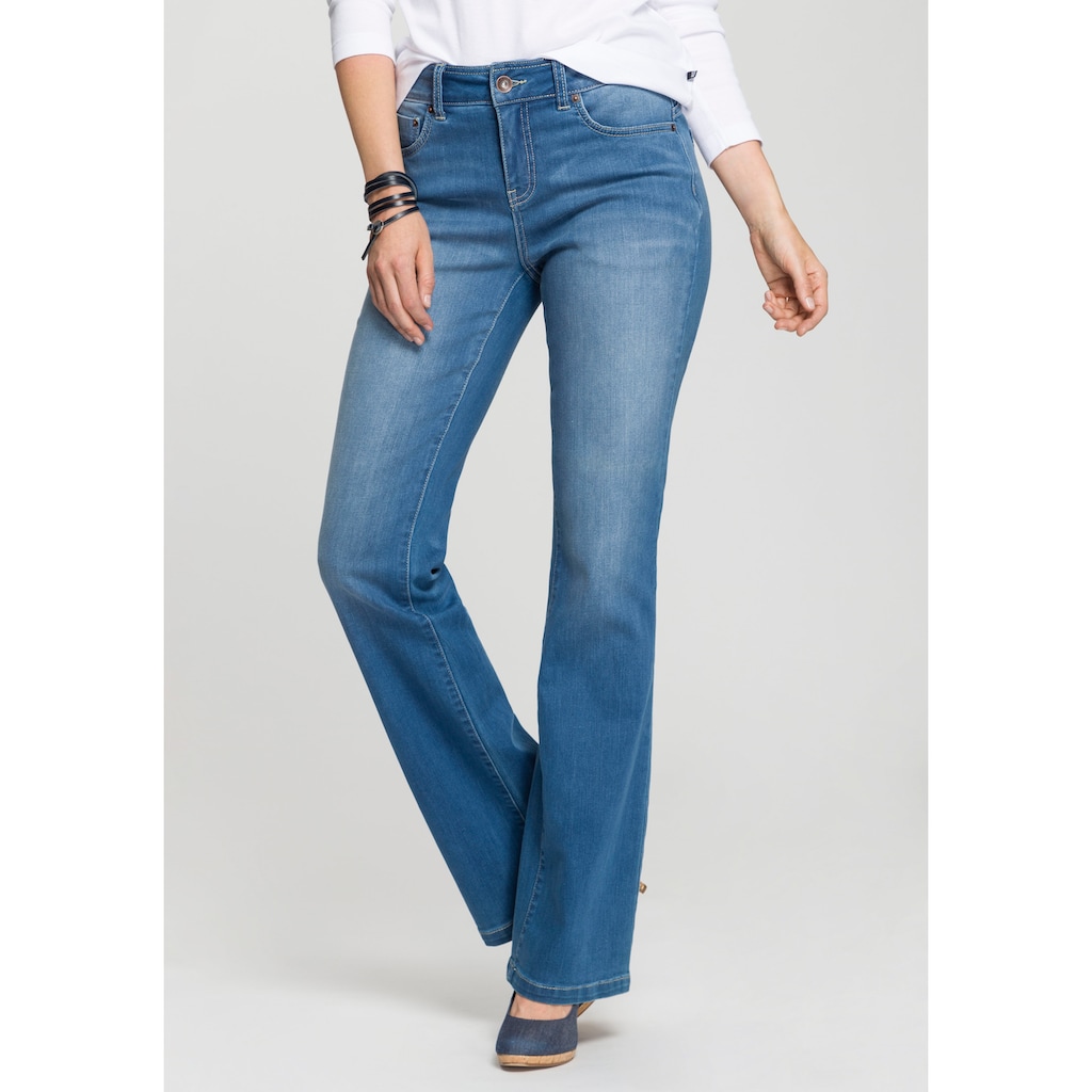 H.I.S Bootcut-Jeans »High-Waist«, wassersparende Produktion durch OZON WASH