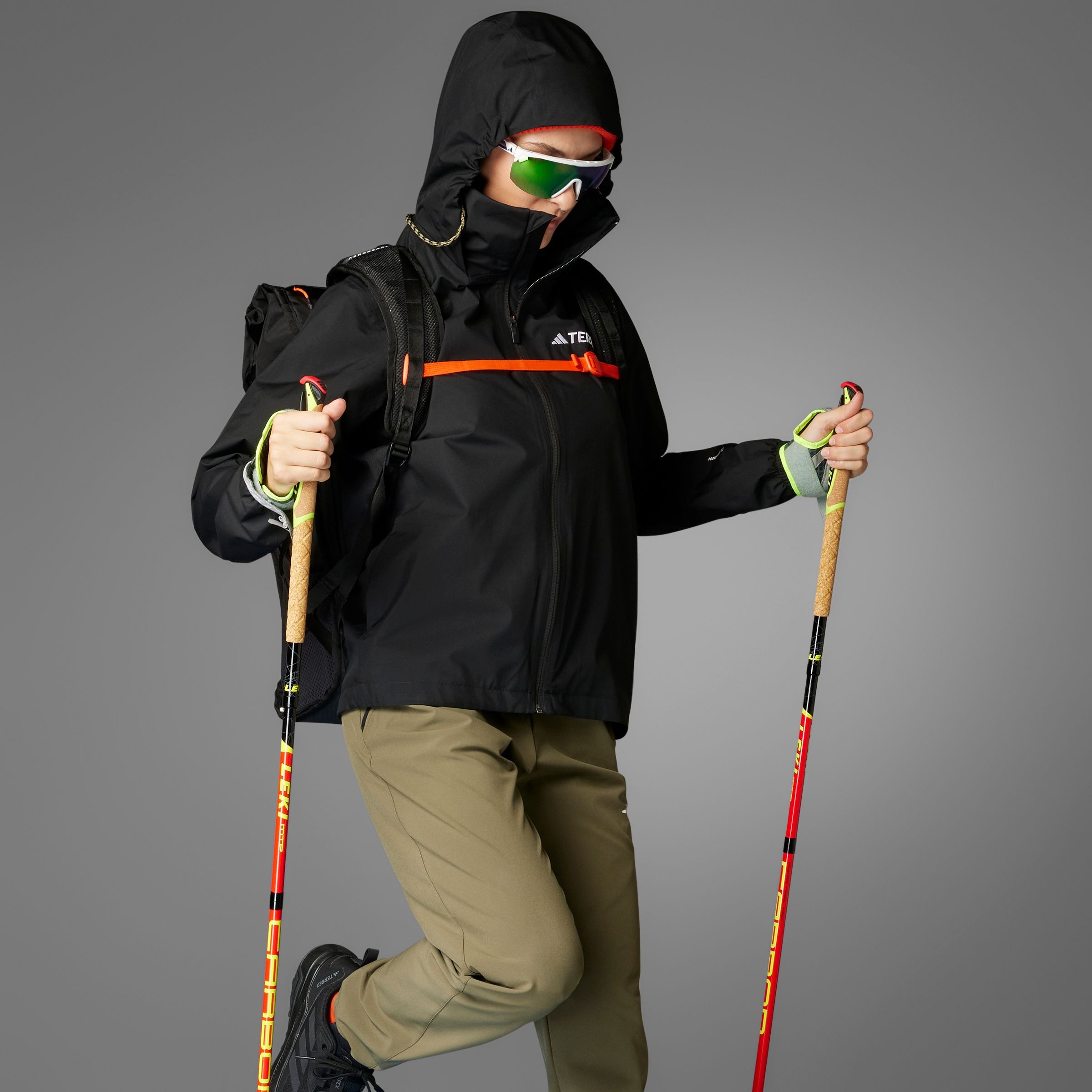 adidas TERREX Outdoorjacke »W MT ESS 2L R J«