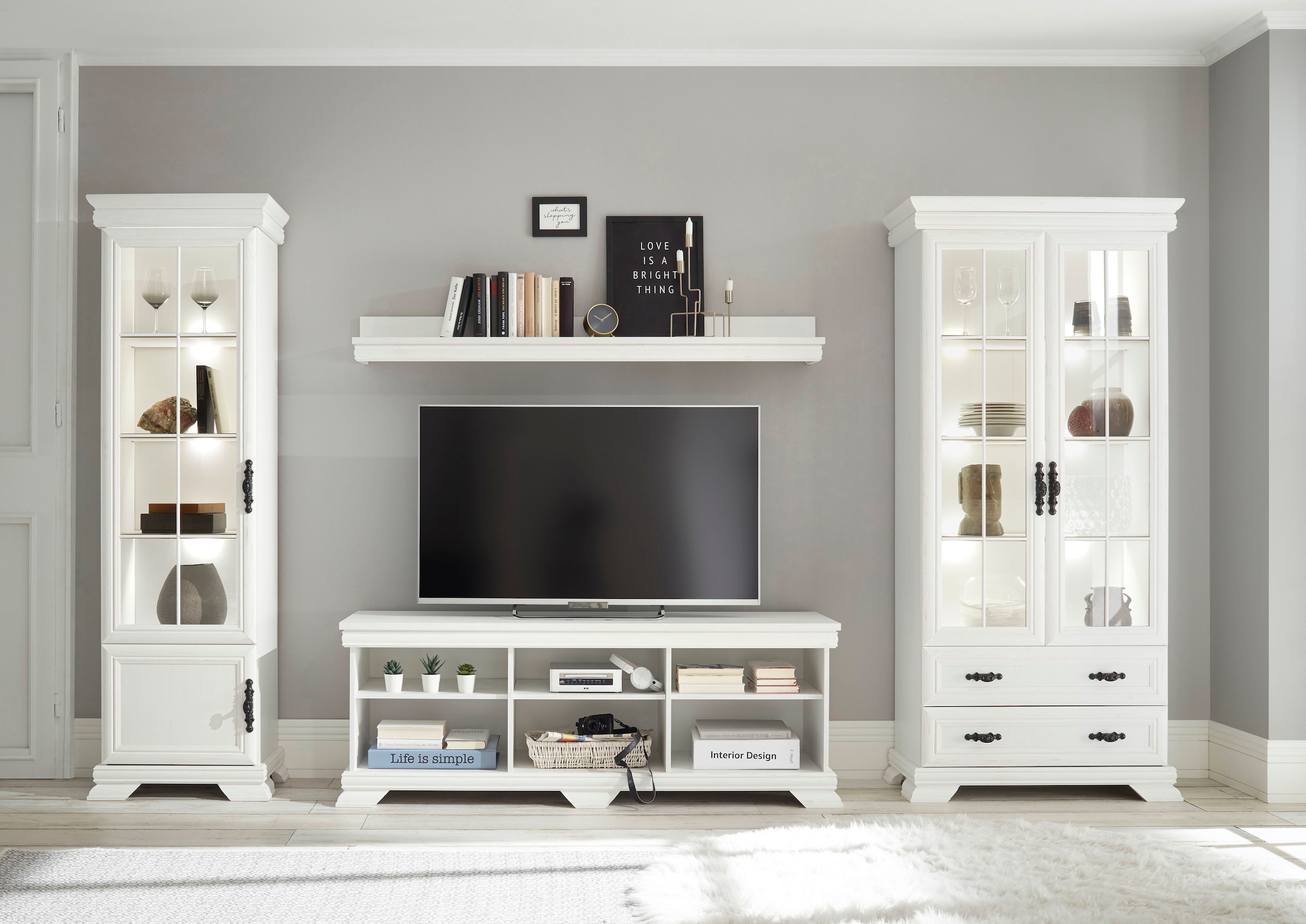 Home affaire Wohnwand "Royal" 4 Stk. tlg. Bestehend aus 2 Vitrinen, 1 Lowbo günstig online kaufen