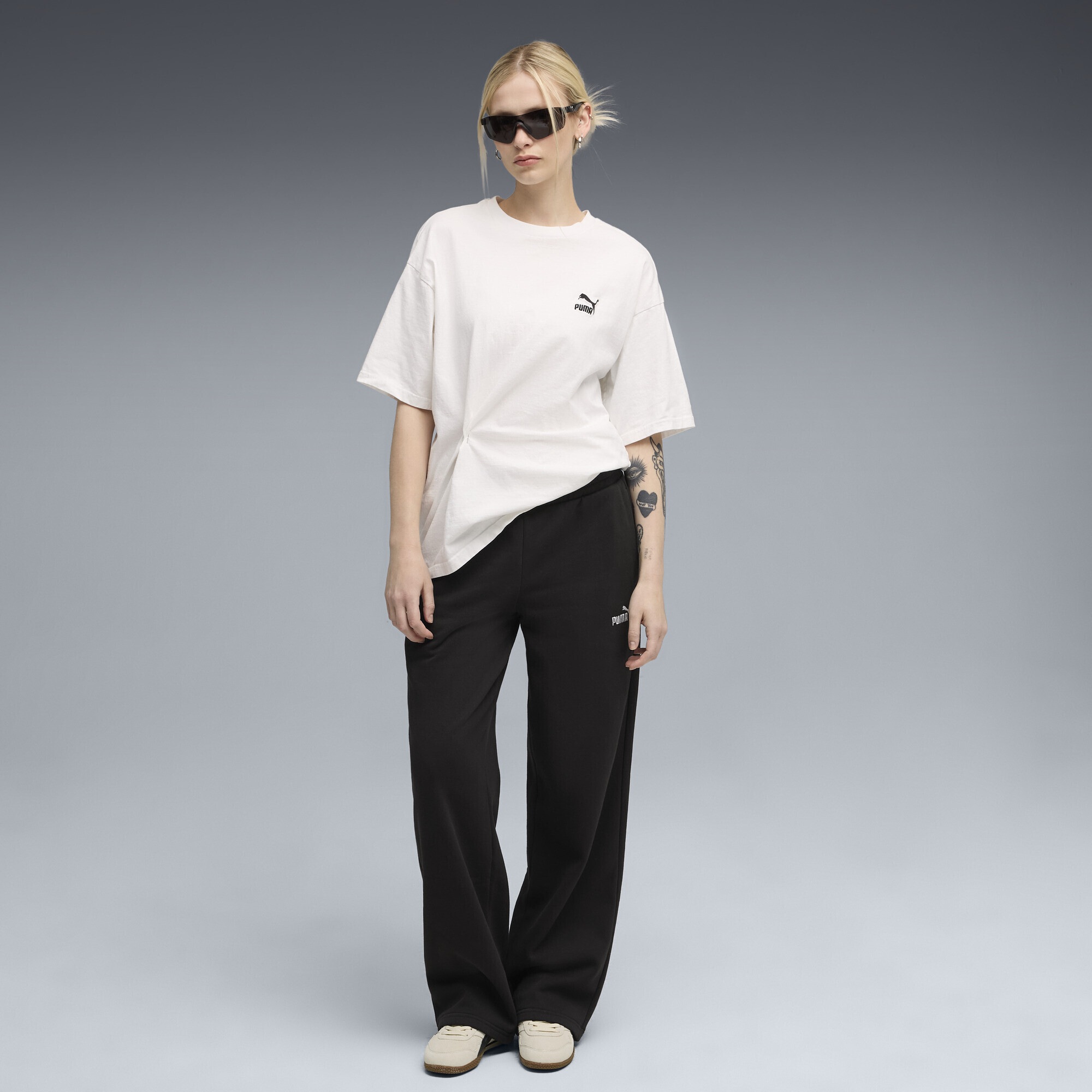 PUMA Sporthose »Essentials Small No. 1 Logo Comfort Straight Hose Damen«