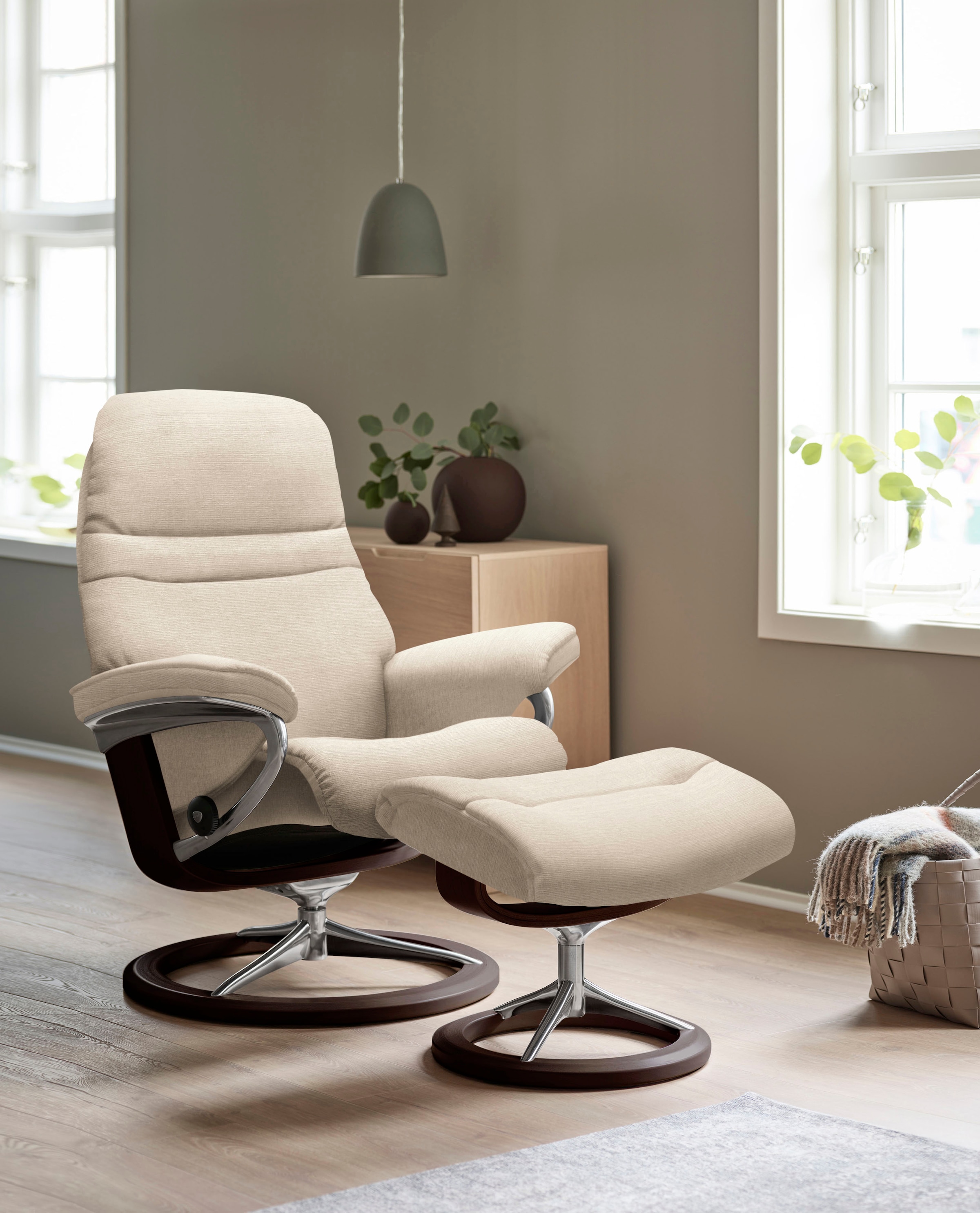 Stressless® Relaxsessel »Sunrise«, (Set, Relaxsessel mit Hocker), mit  Signature Base, Größe L, Gestell Braun kaufen | BAUR