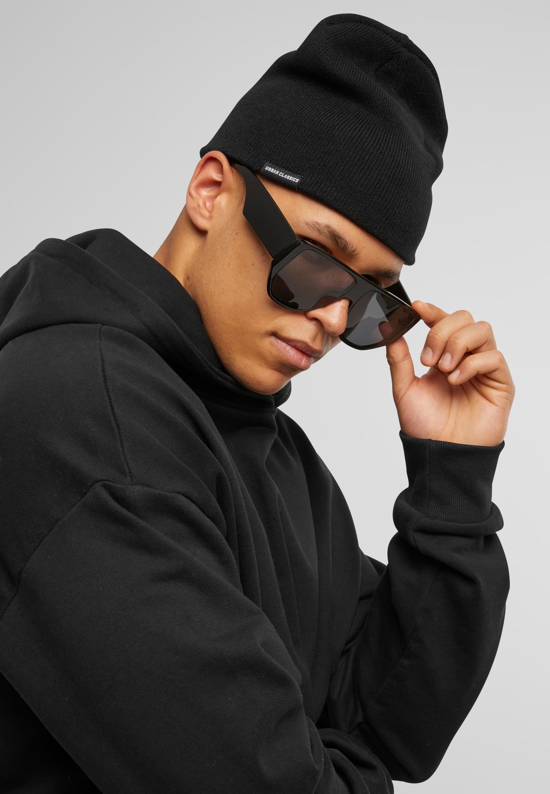 URBAN CLASSICS Beanie »Urban Classics Unisex Basic Beanie«, (1 St.)