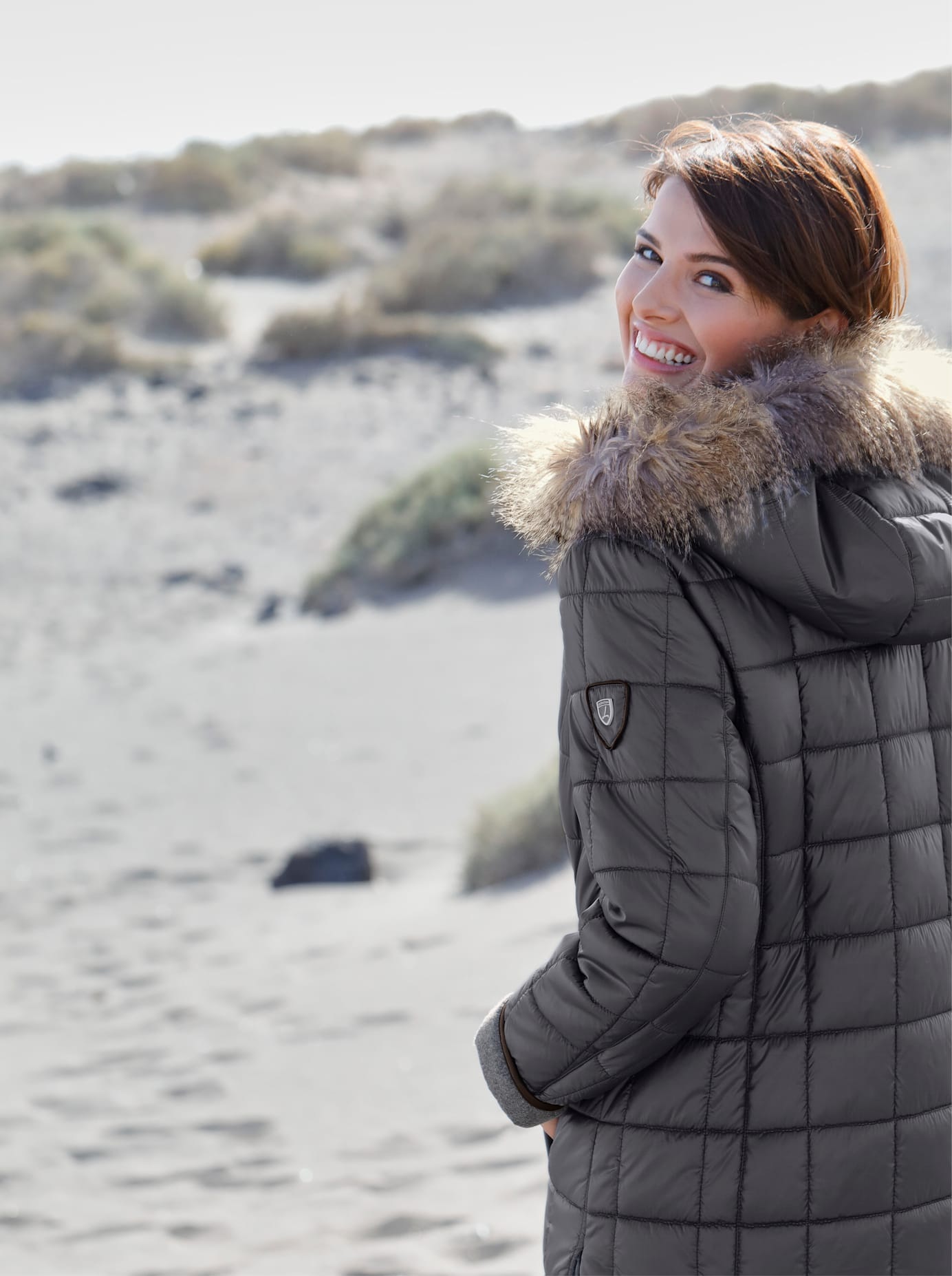 Thumbnail - Casual Looks Steppjacke mitKapuze
