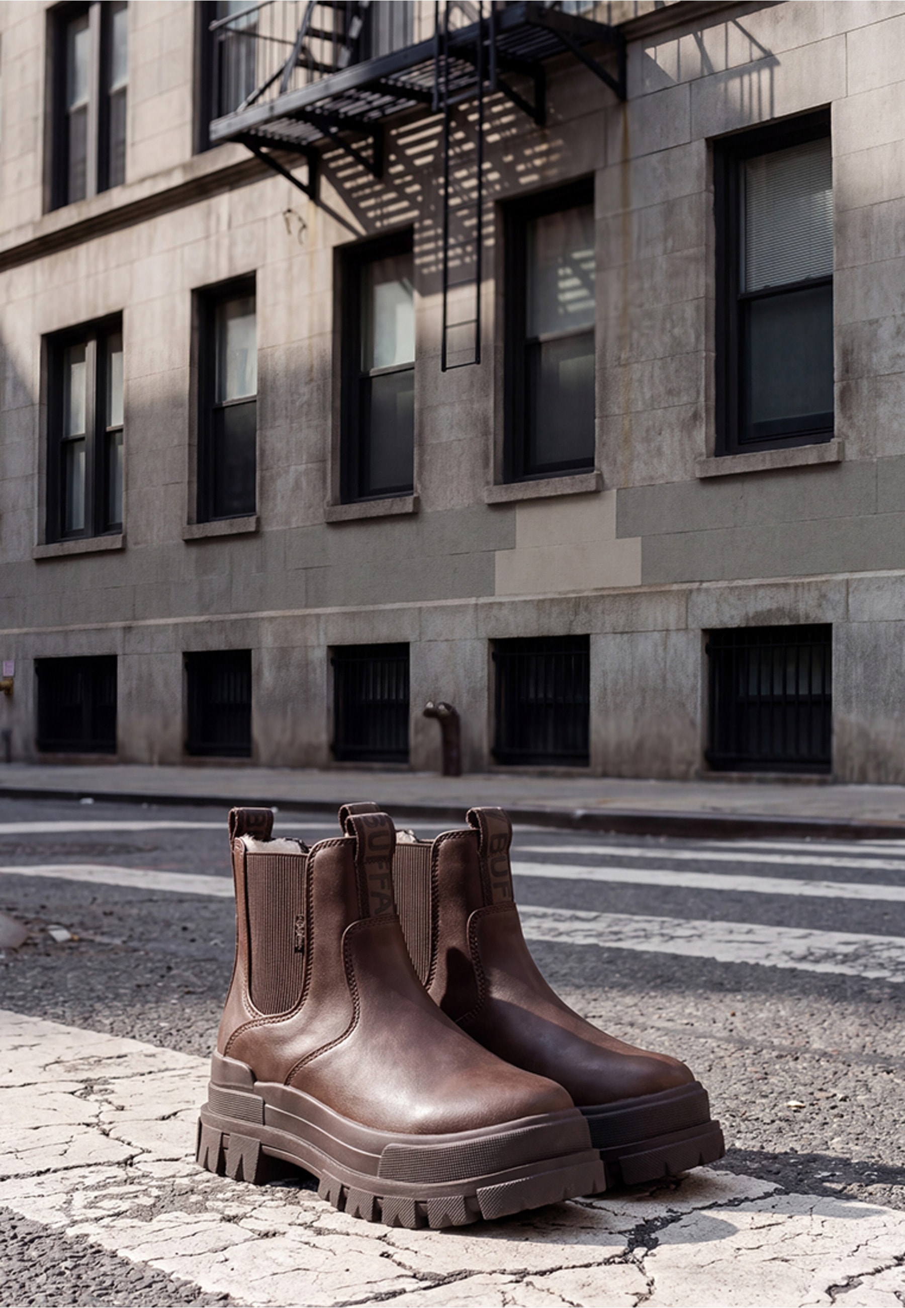 Buffalo Stiefelette »Buffalo ASPHA CHELSEA WARM«