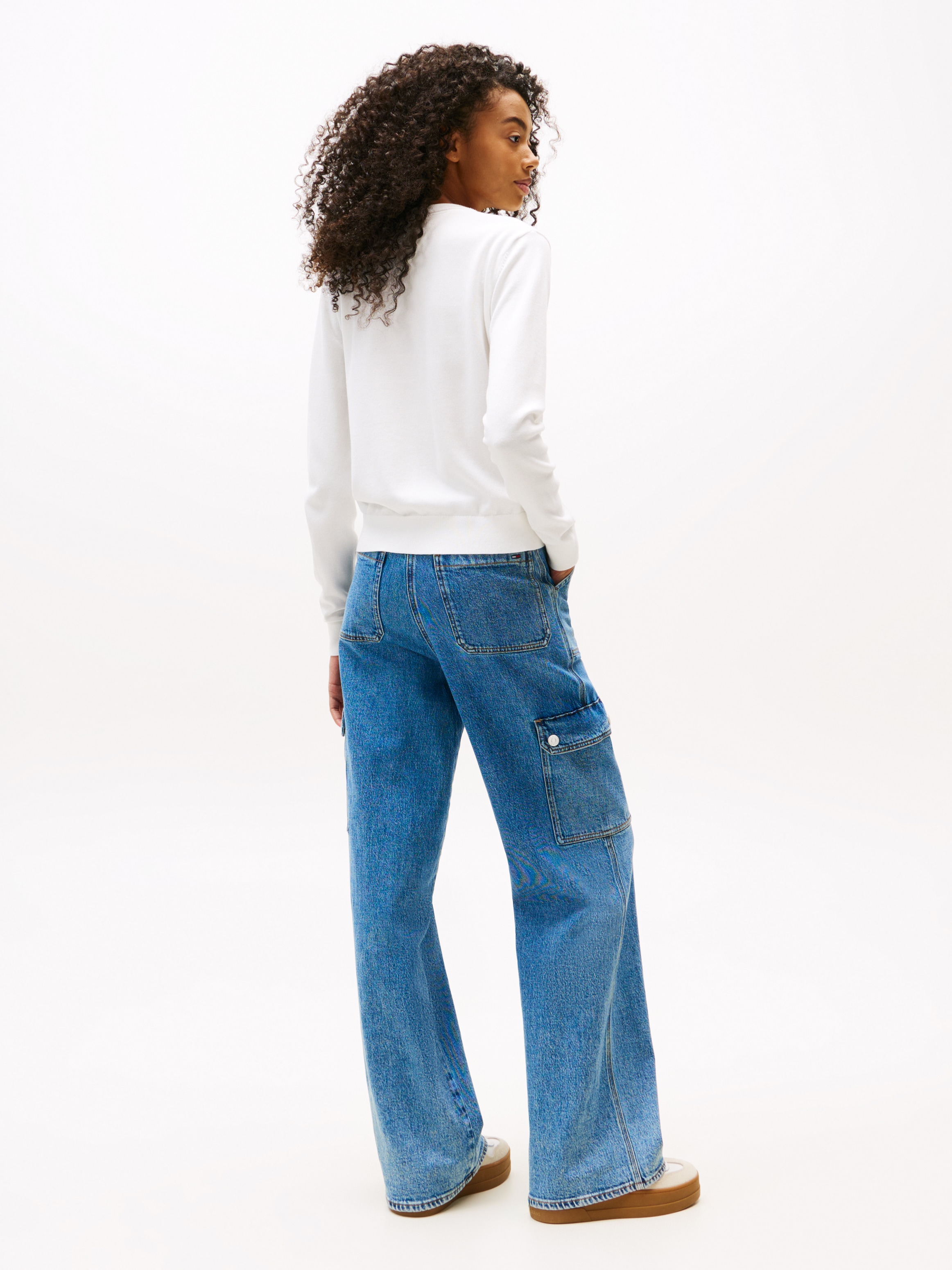 Tommy Jeans V-Ausschnitt-Pullover »TJW ESSENTIAL VNECK SWEATER EXT«, mit Logostickerei