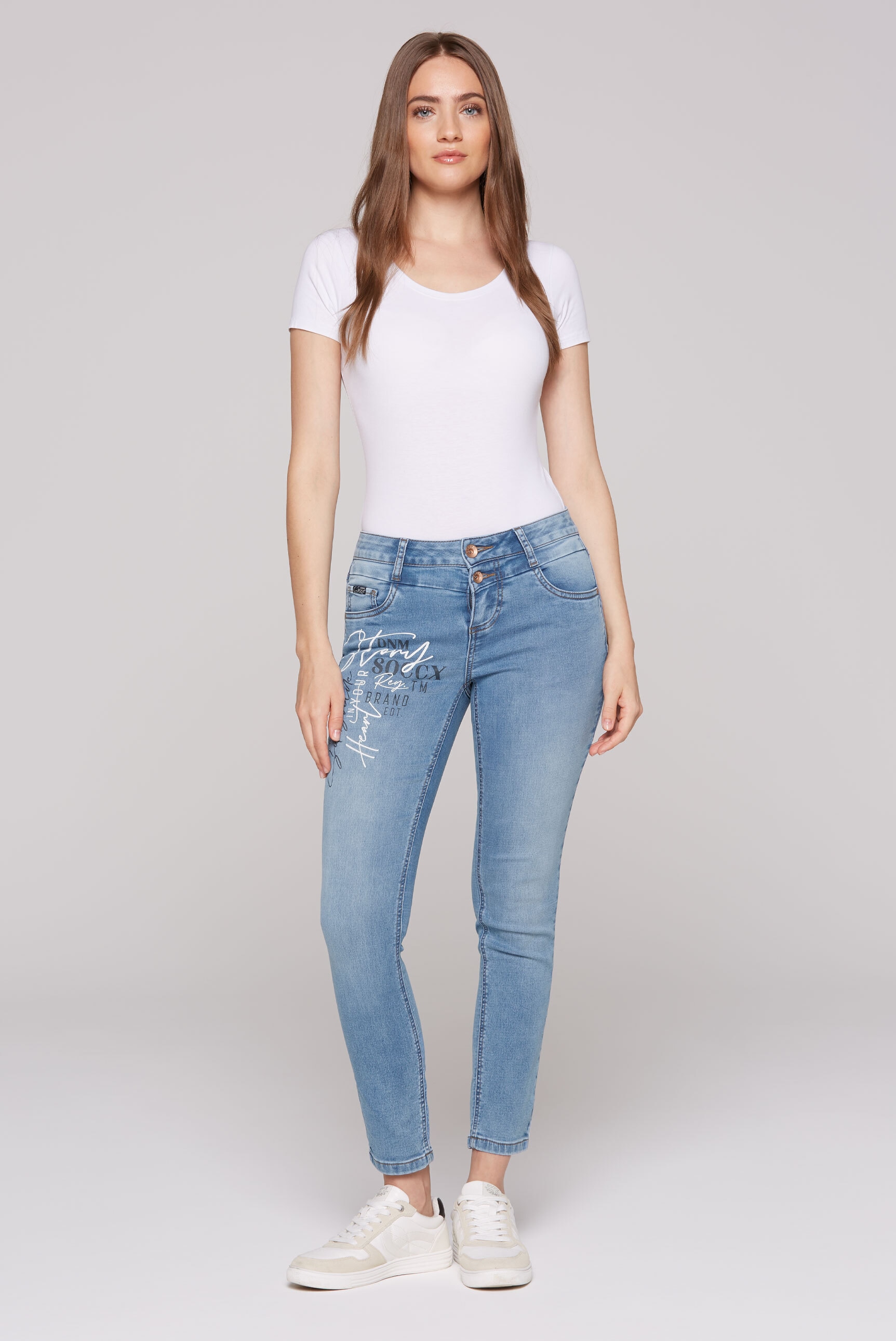 SOCCX Slim-fit-Jeans, mit verkürztem Bein