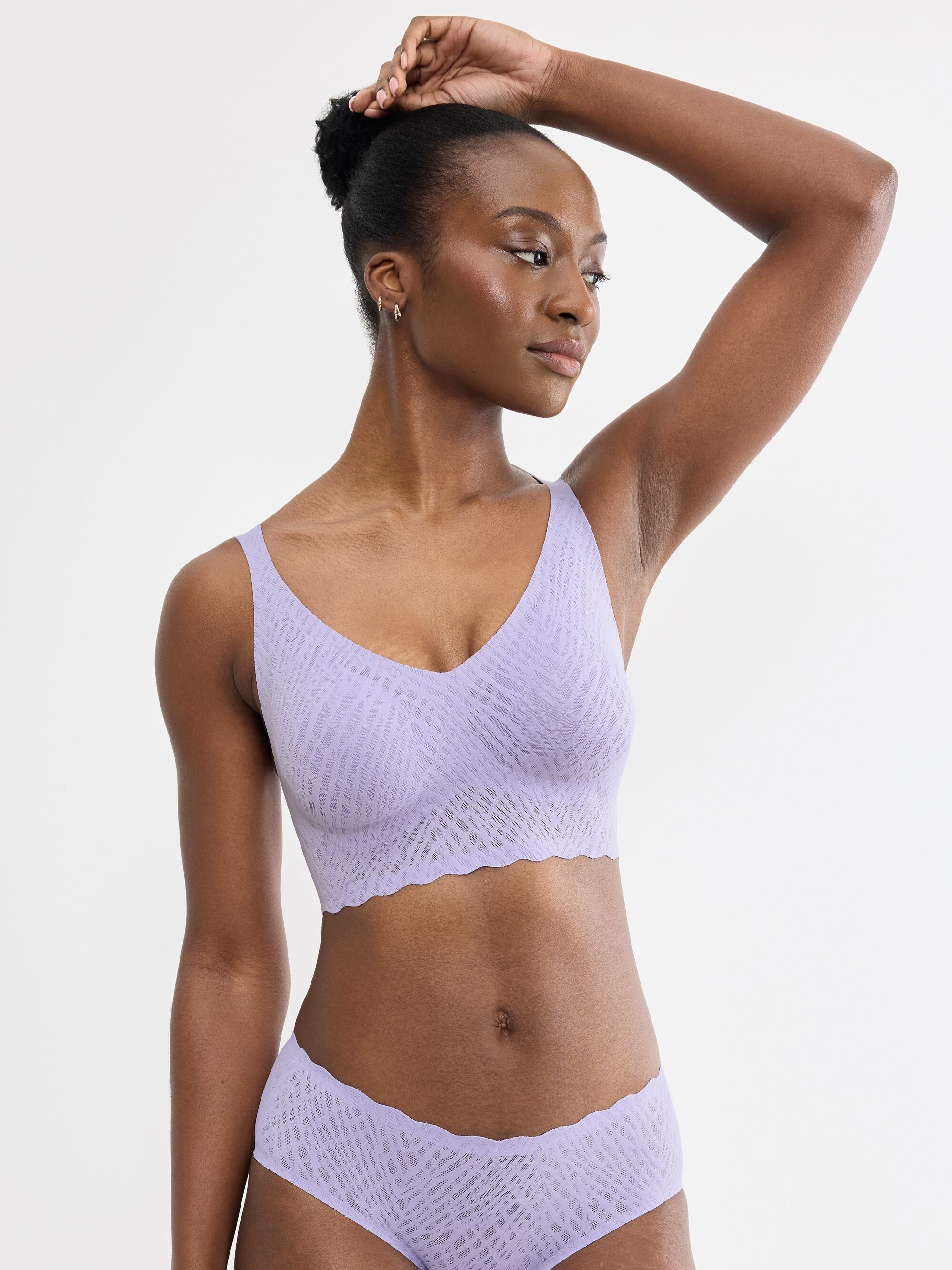 sloggi Bralette "ZERO Feel Bliss" herausnehmbare, atmungsaktive Pads, Stretch-Spitze, mittlerer Halt