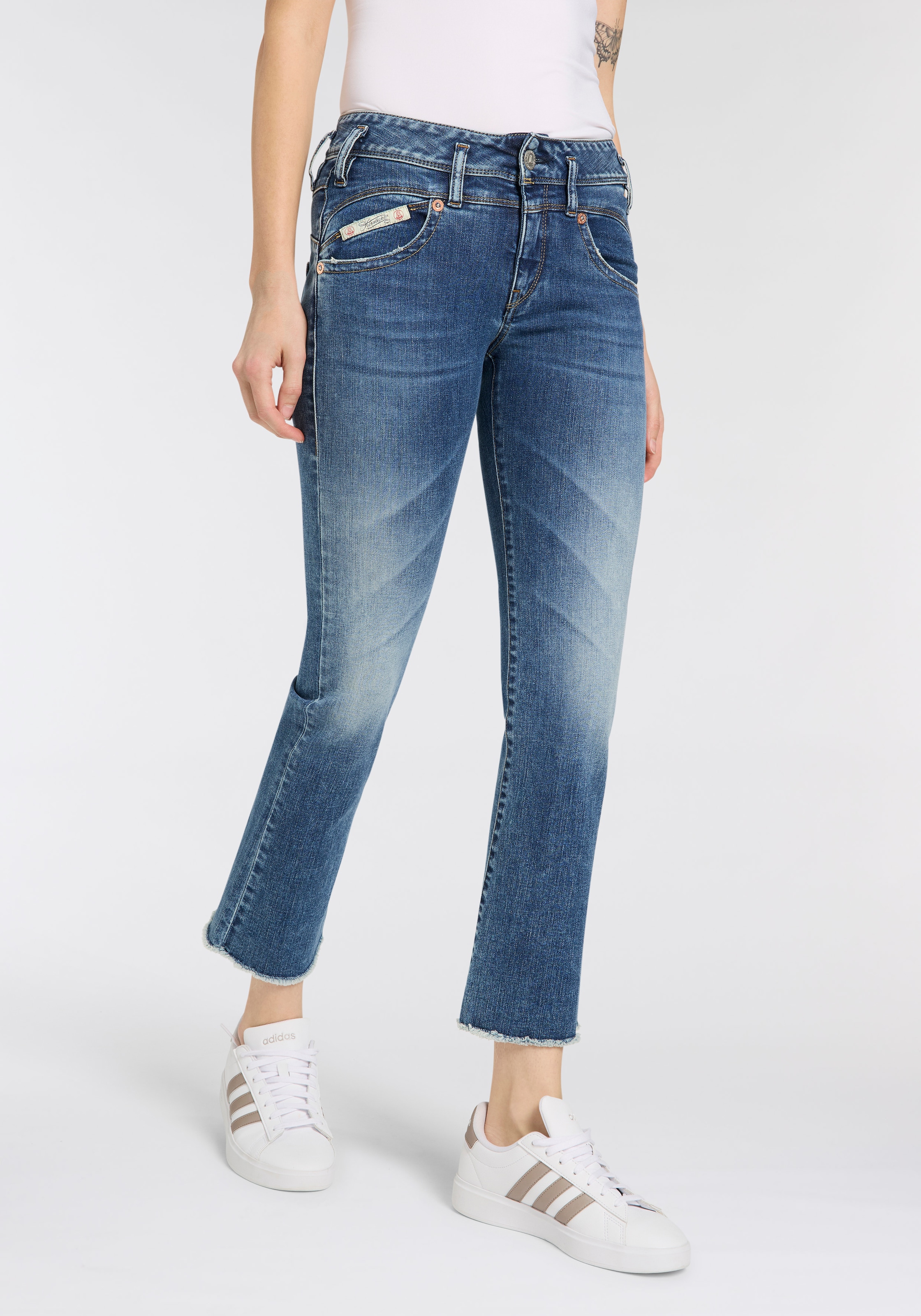 Herrlicher Bootcut-Jeans "Pearl Boot Cropped Organic Denim", mit offenem Sa günstig online kaufen