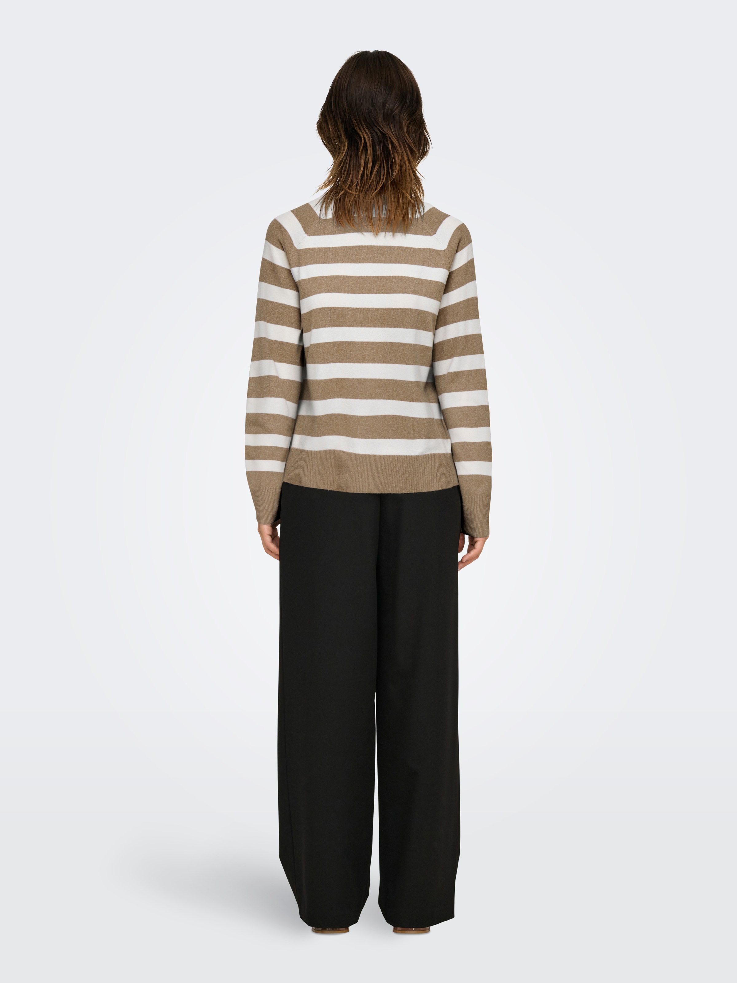 ONLY Rundhalspullover "ONLAMA LIFE LS RAGLAN O-NECK CC KNT" günstig online kaufen