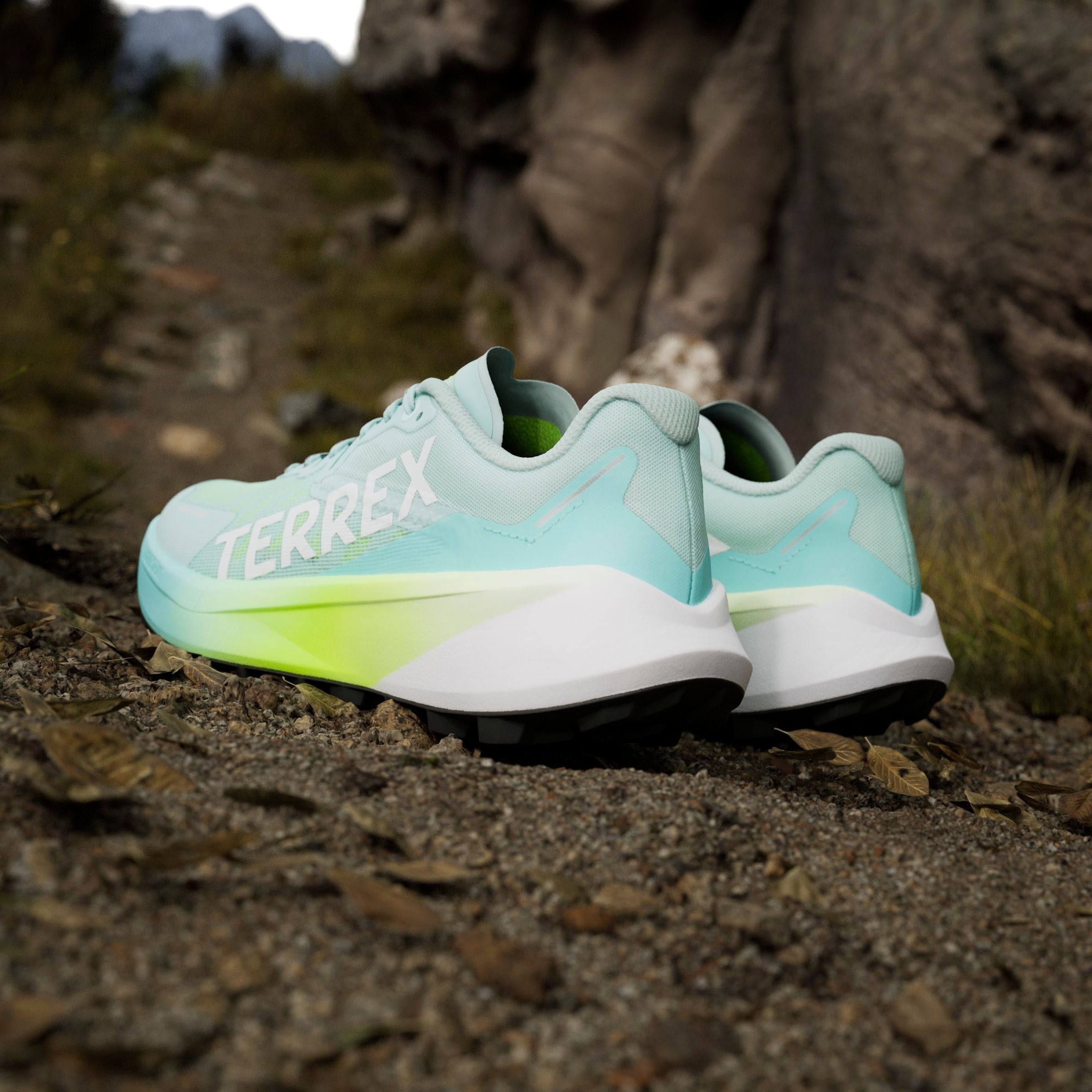 adidas TERREX Trailrunningschuh »TERREX AGRAVIC 3 TRAILRUNNING«, Trail-Runningschuhe