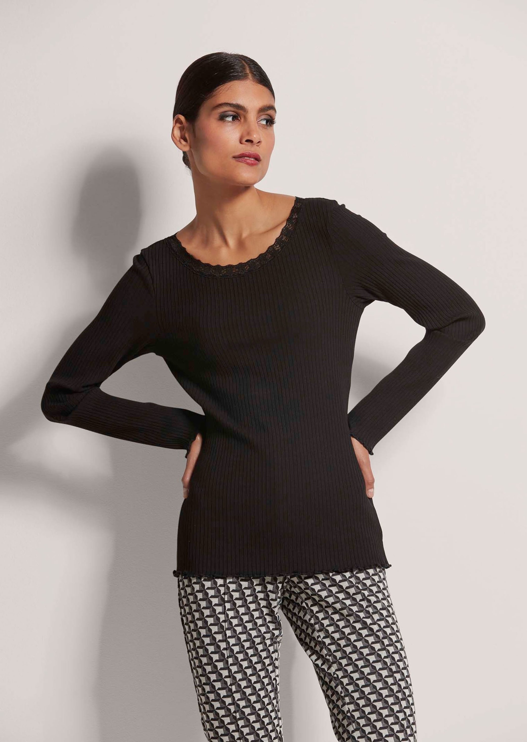 MADELEINE Langarmshirt »Shirt Rippen-Shirt mit Spitze«