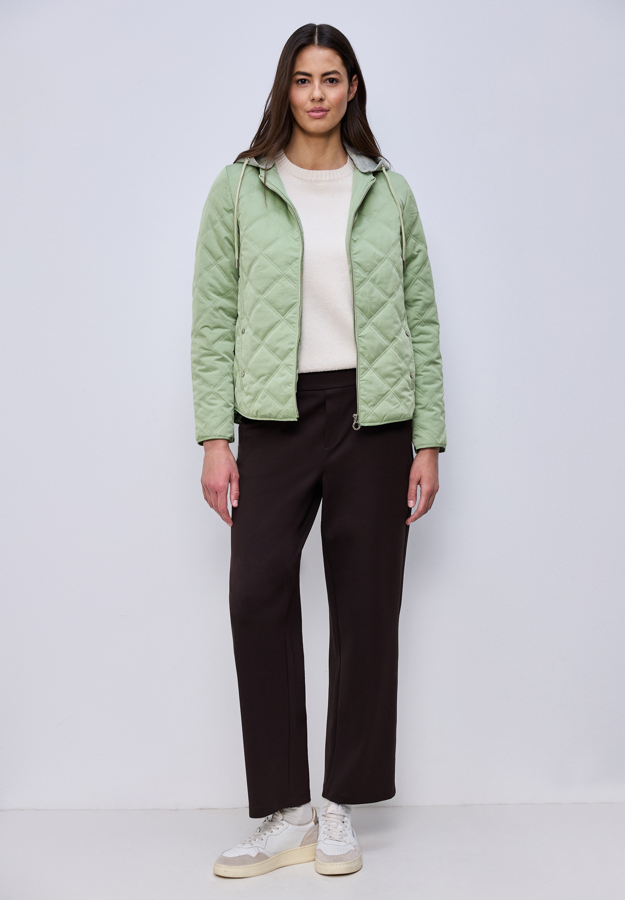 STREET ONE Steppjacke mit Kapuze mit moderner Steppung