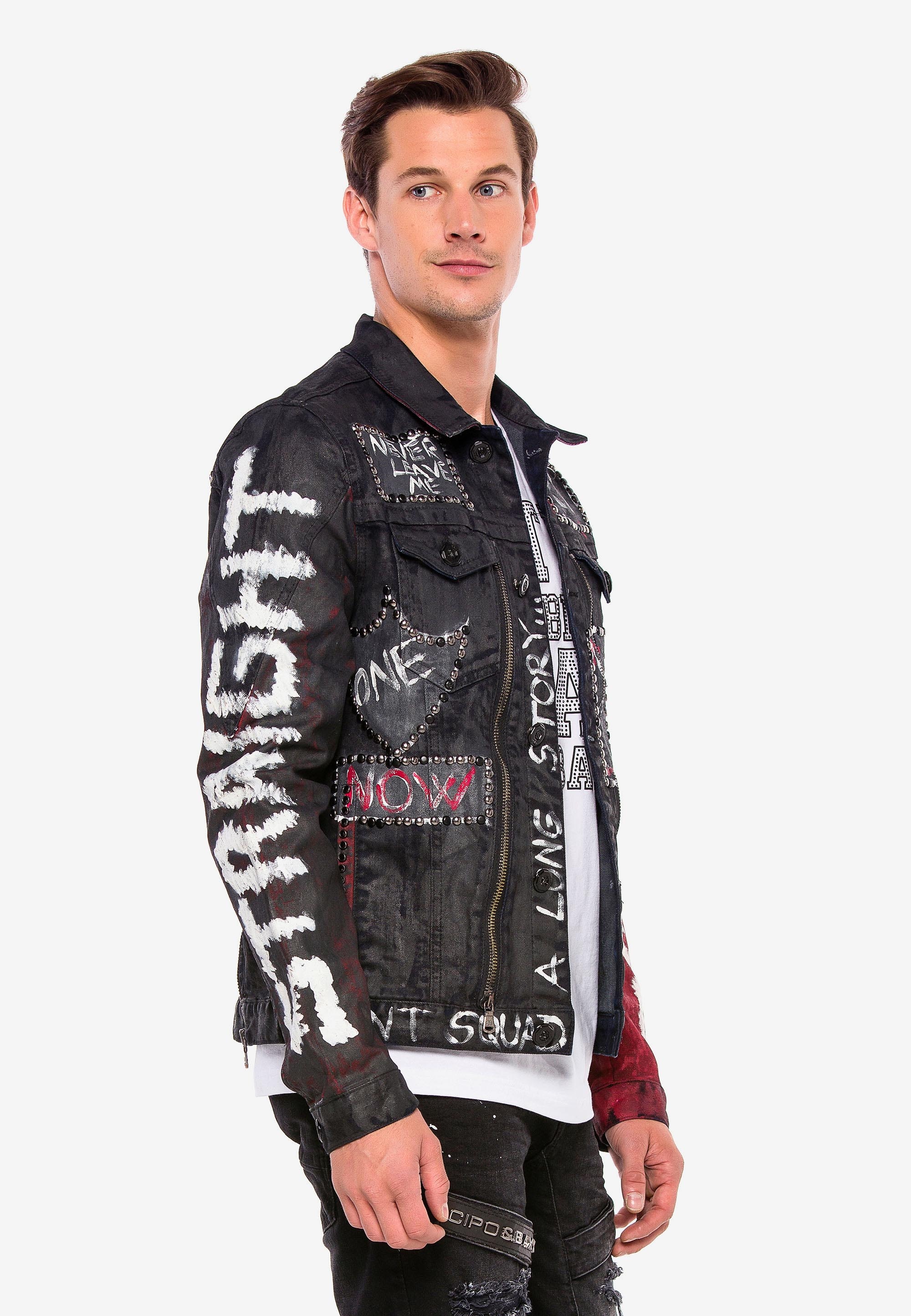 Cipo & Baxx Jeansjacke immrockigem Design mit Nieten