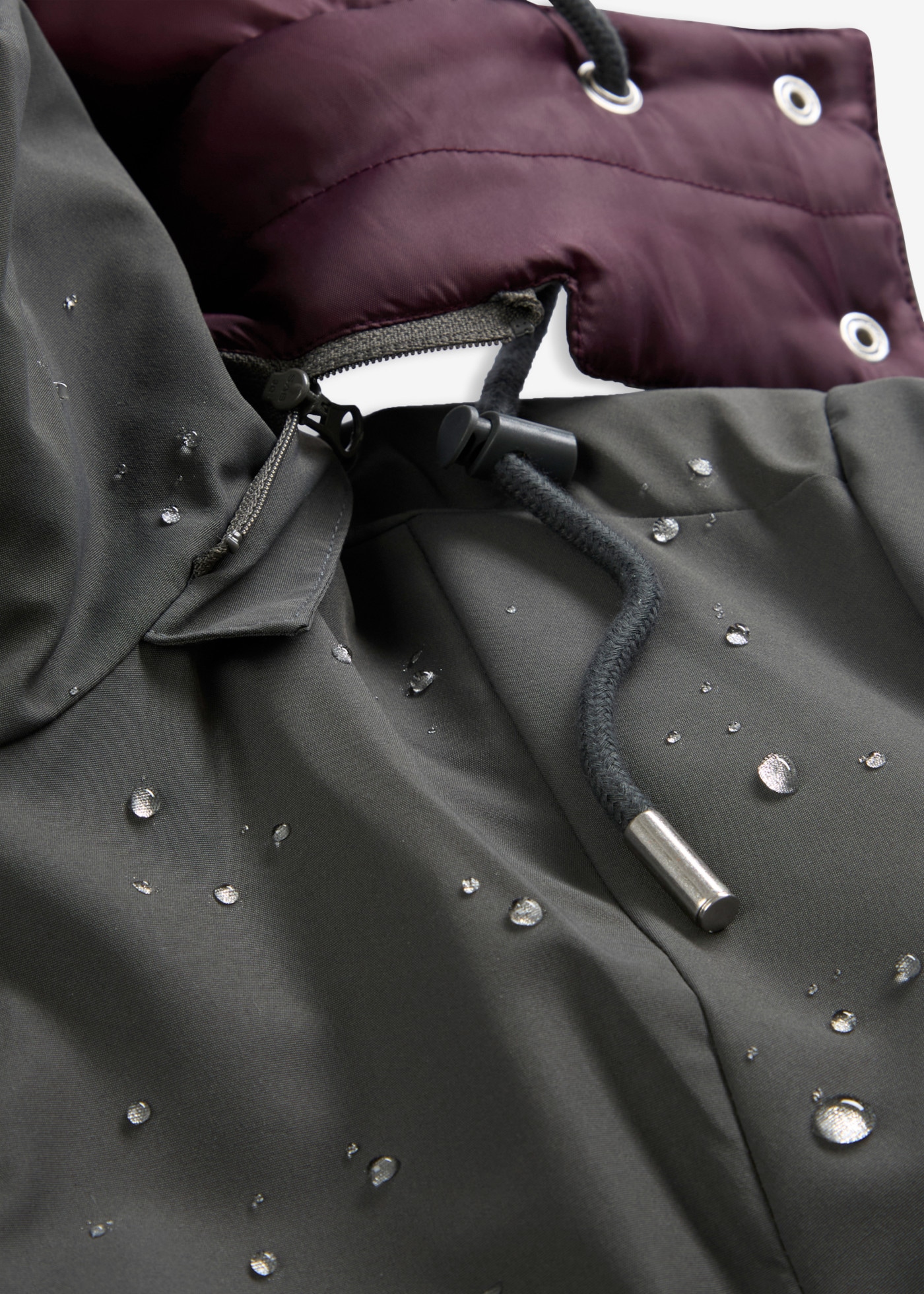 bonprix Outdoorjacke in 2-in-1-Optik, wasserabweisend, figurumspielend, sportlich