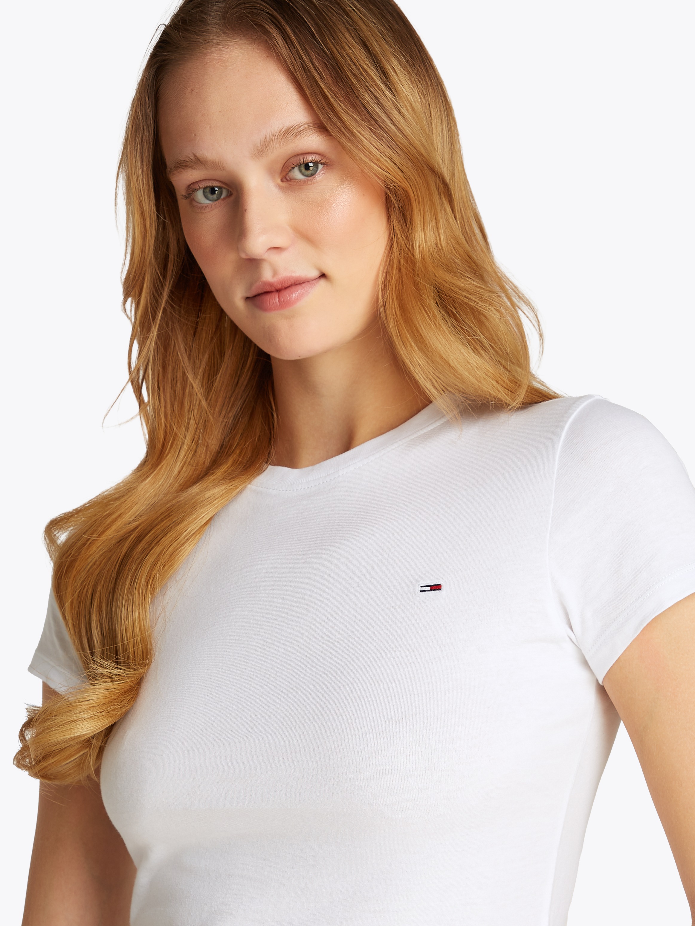 Tommy Jeans Kurzarmshirt "TJW SLIM C-NECK TEE" mit Logo-Stickerei günstig online kaufen
