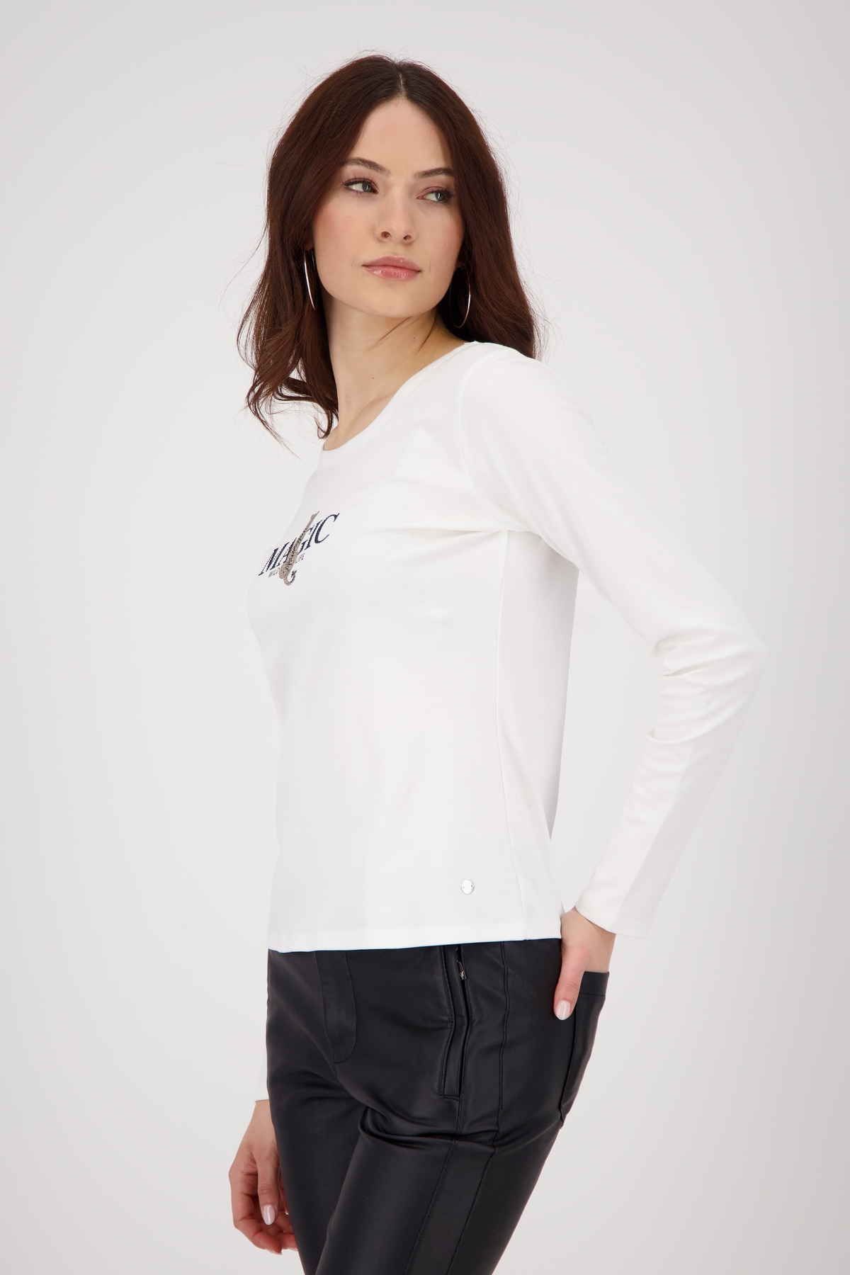 Monari Langarmshirt »Shirt Leo + Schrift«, Mit Rundhalsausschnitt