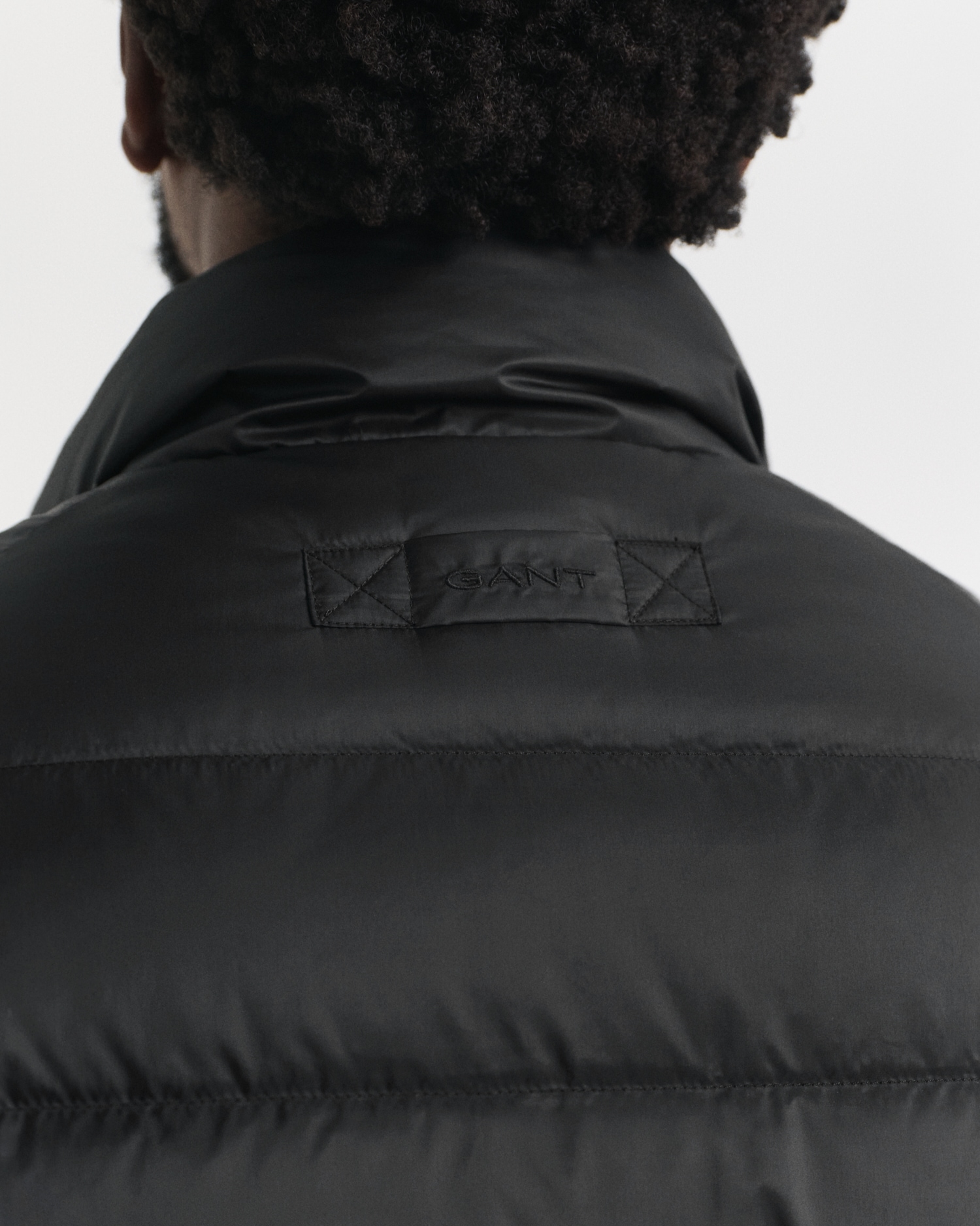 Gant Steppweste »LIGHT DOWN VEST«, Stehkragen, leicht, 2-Wege Reißverschluss
