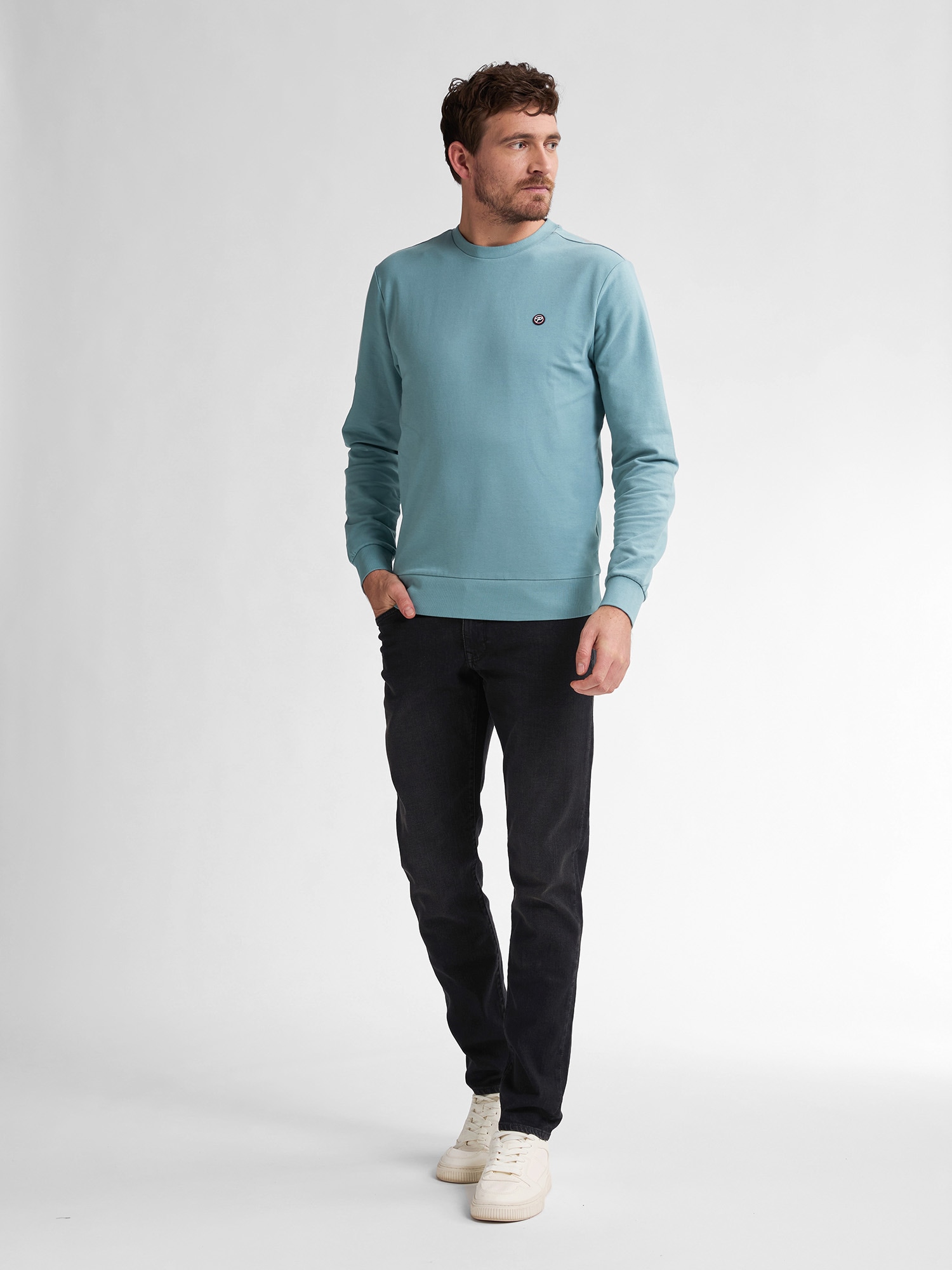 Petrol Industries Sweatshirt, mit Logo Stickerei