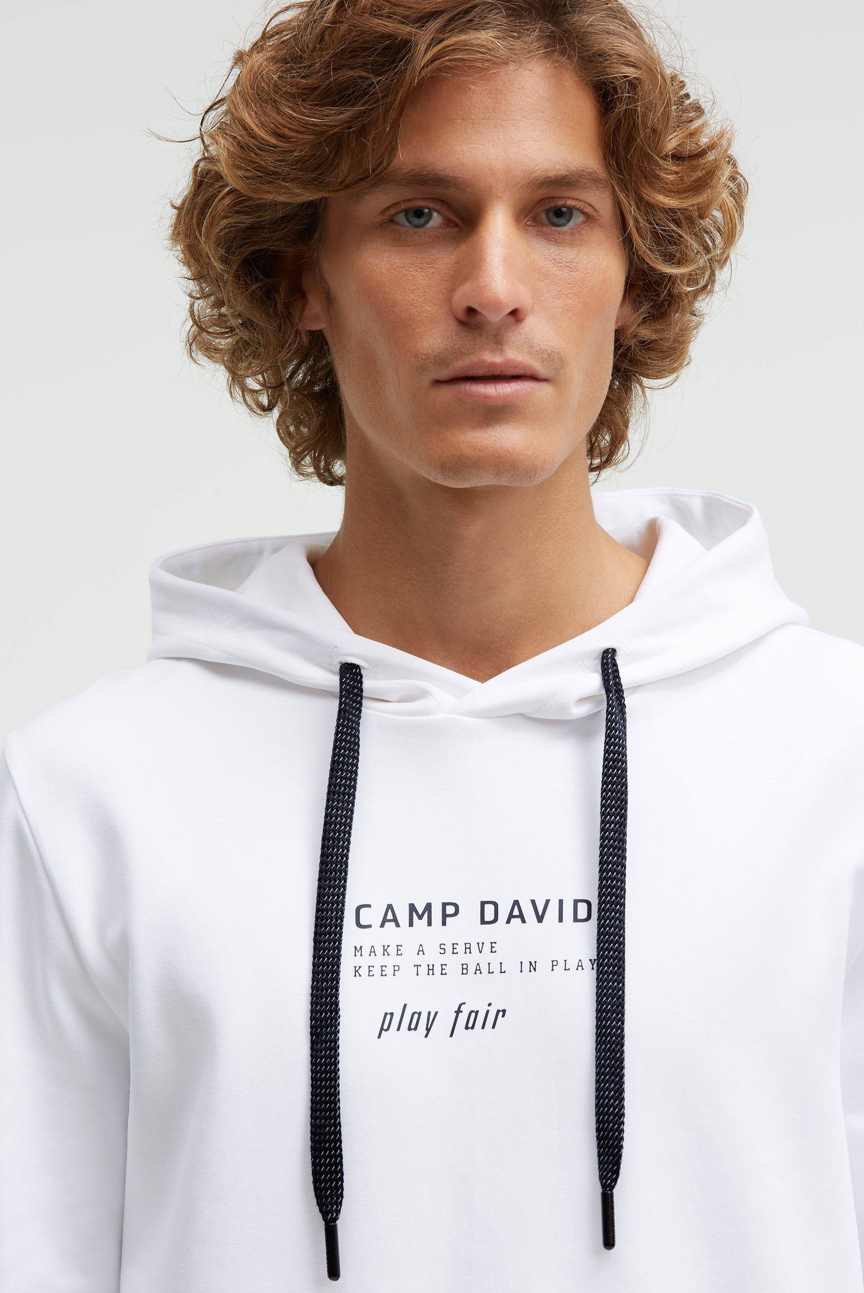 CAMP DAVID Kapuzensweatshirt , mit reflektierenden Details
