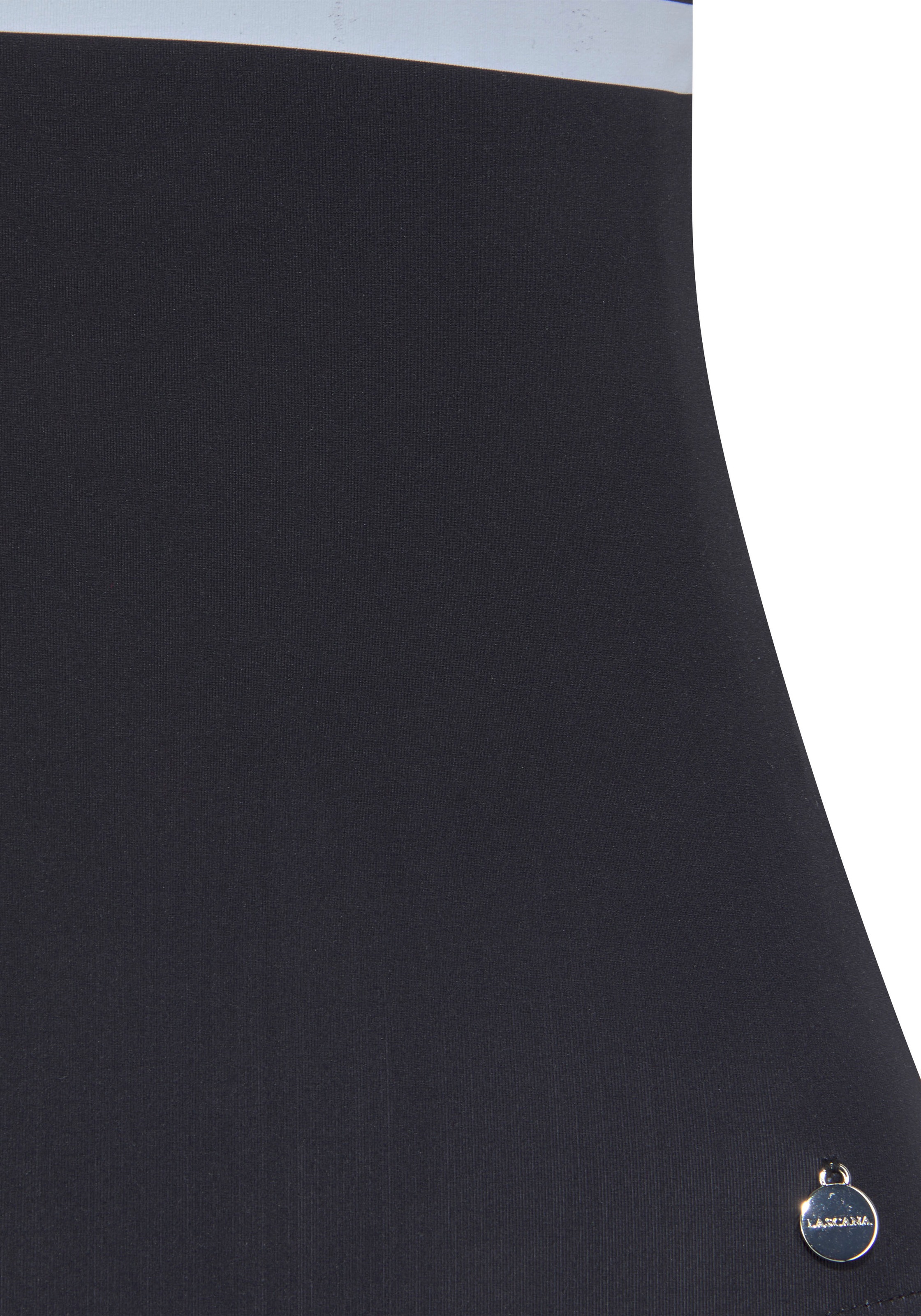 Badeanzug LASCANA, Damen, Gr. 40, Cup C/D, schwarz-weiß (schwarz, weiß), Microfaser, Querstreifen, Badeanzüge Badeanzug, in klassischem schwarz-weiß 3