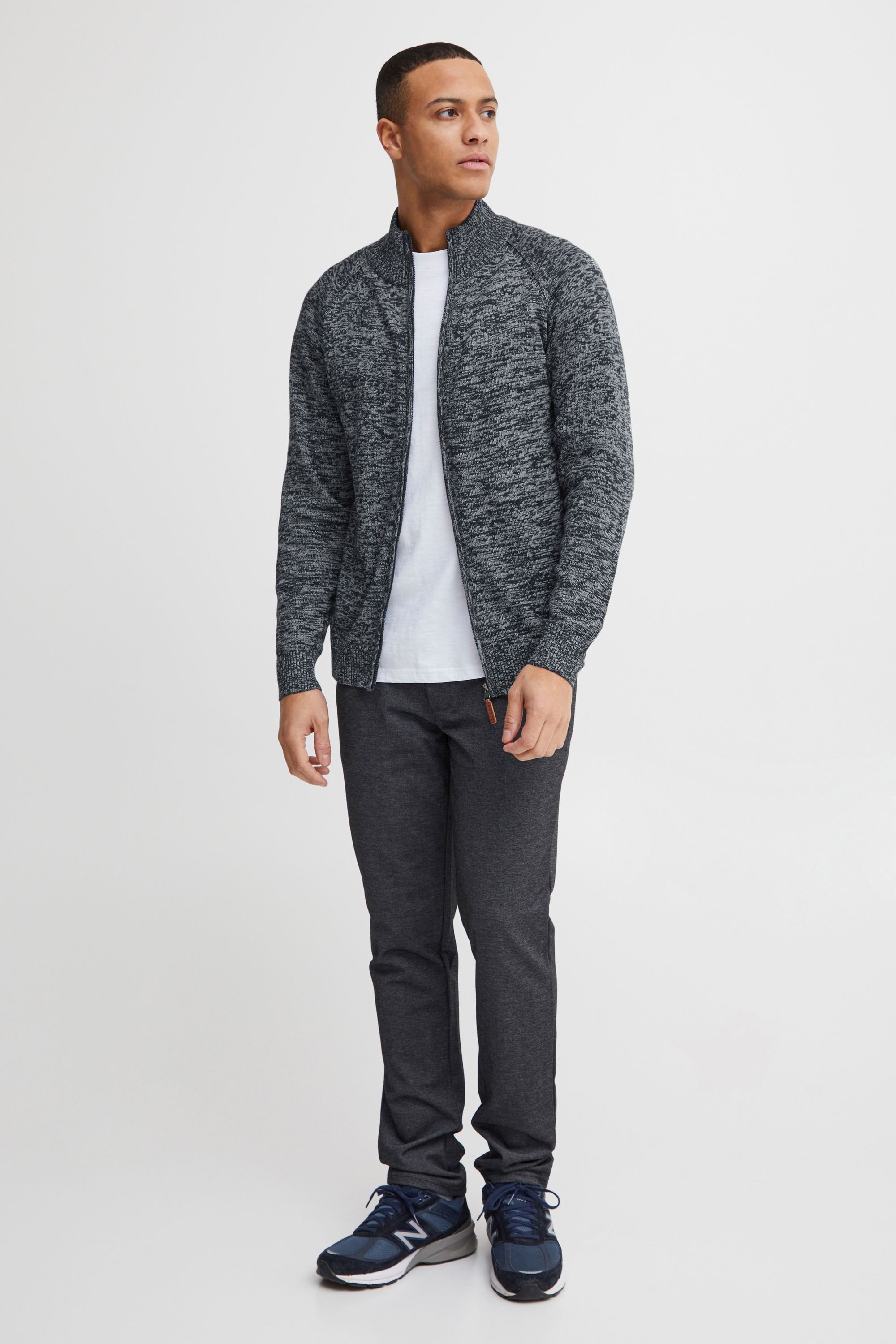 Thumbnail - Blend Strickjacke "BHDaniri" Strickjacke mit hochabschließendem Kragen