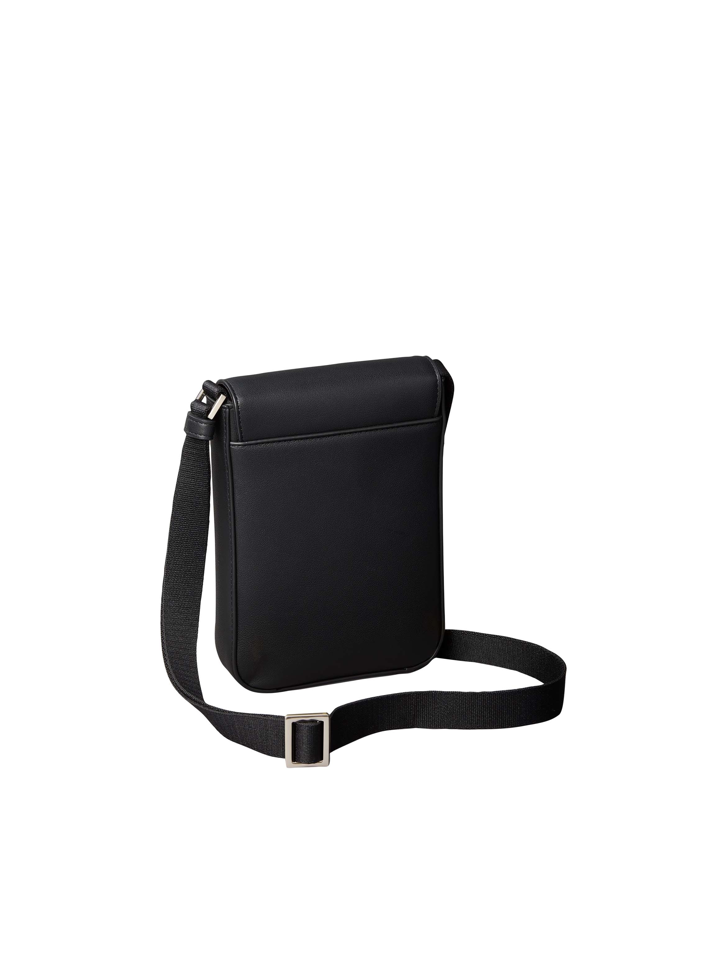 Calvin Klein Umhängetasche »RAISED PHONE CROSSBODY« Herren Body Bag, Schultertasche, Mini Bag mit Überschlag
