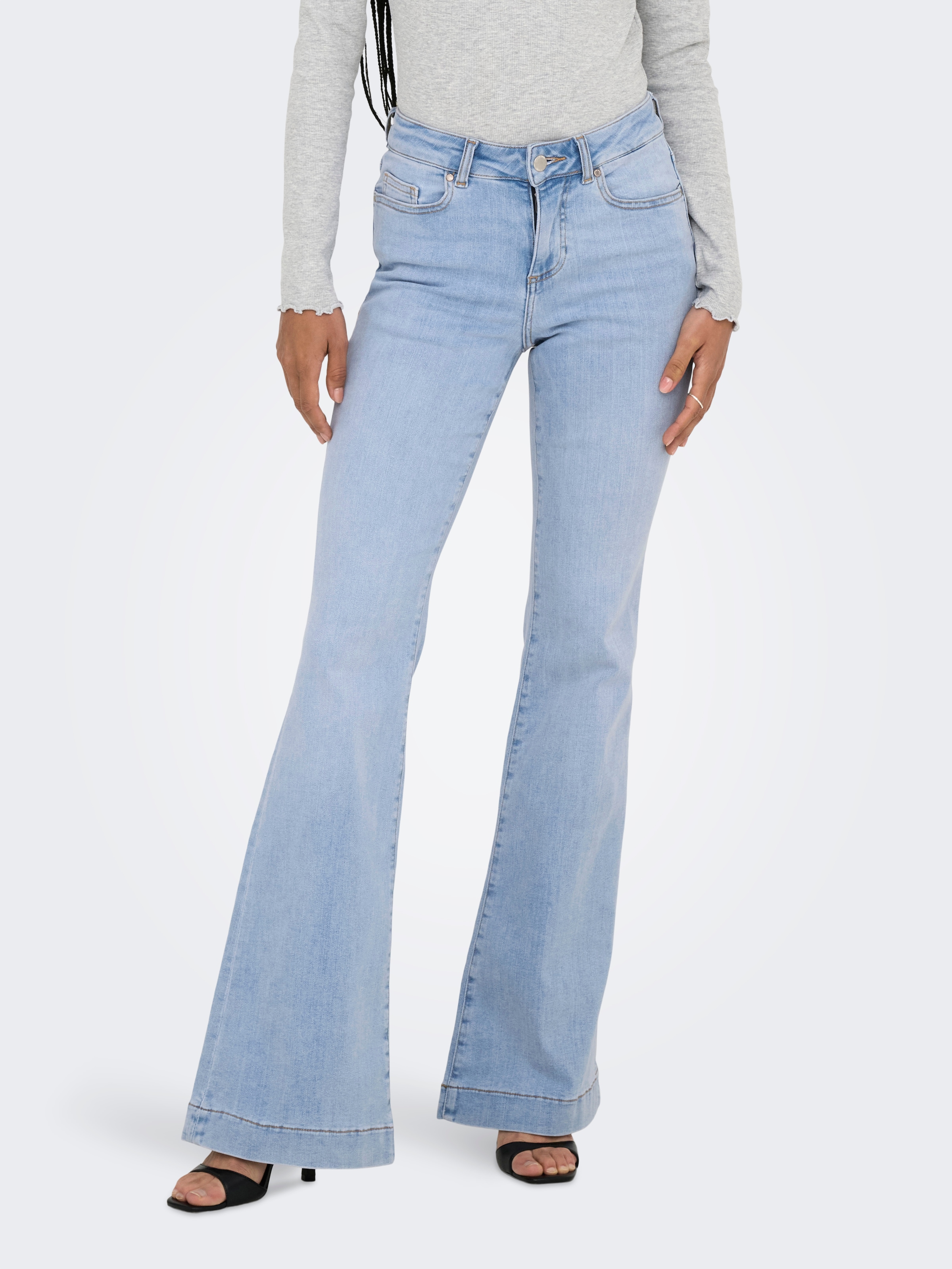 ONLY Bootcut-Jeans "ONLBLUSH MD RETRO FLARED DNM DIA322 NOOS" im Retro-Fit Style