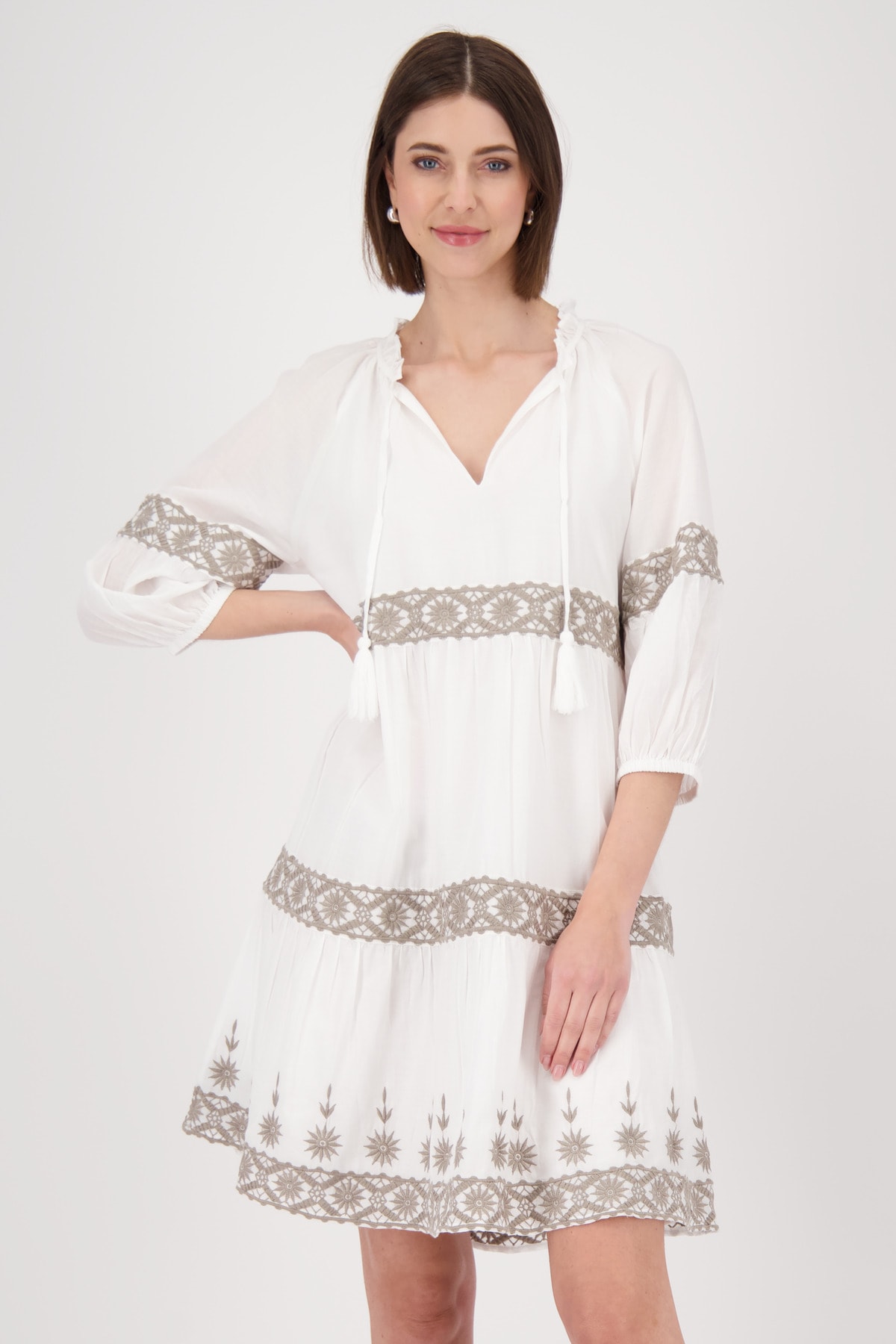 Monari Blusenkleid, mit kontrastfarbener Spitze günstig online kaufen