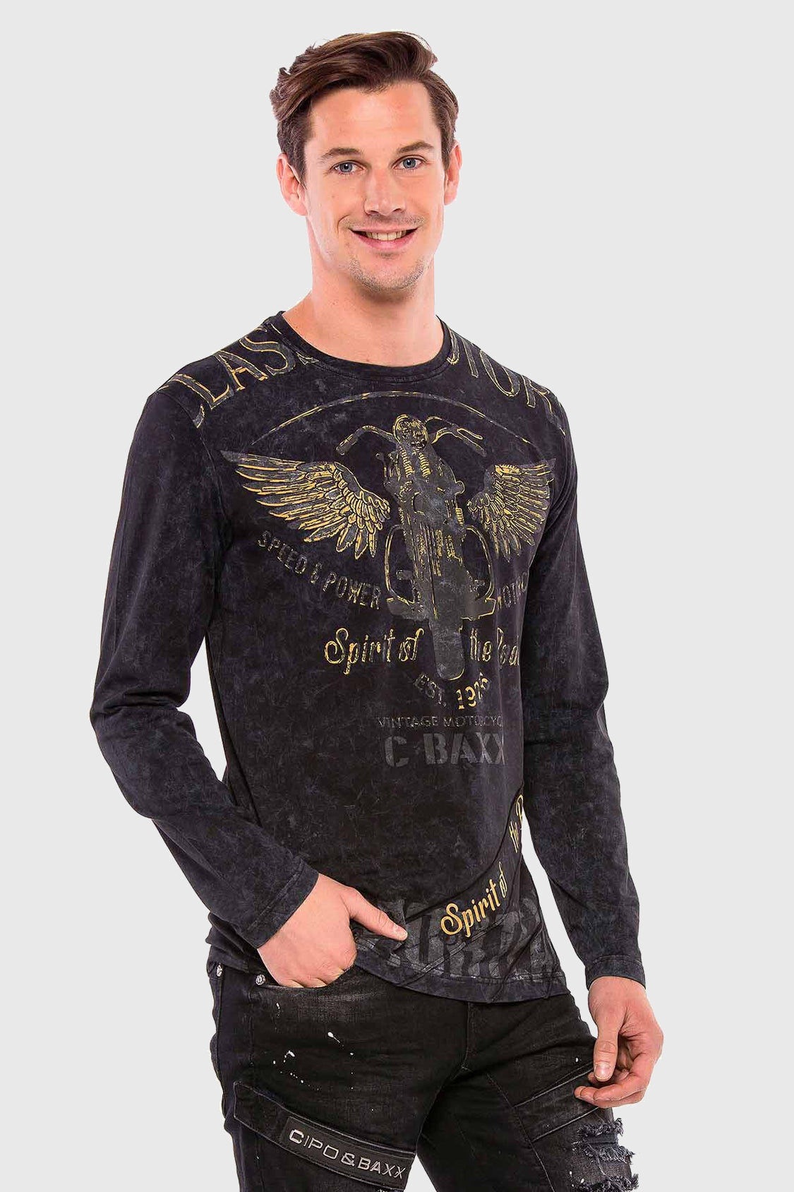 Cipo & Baxx T-Shirt »Langarmshirt«, mit modischem Print