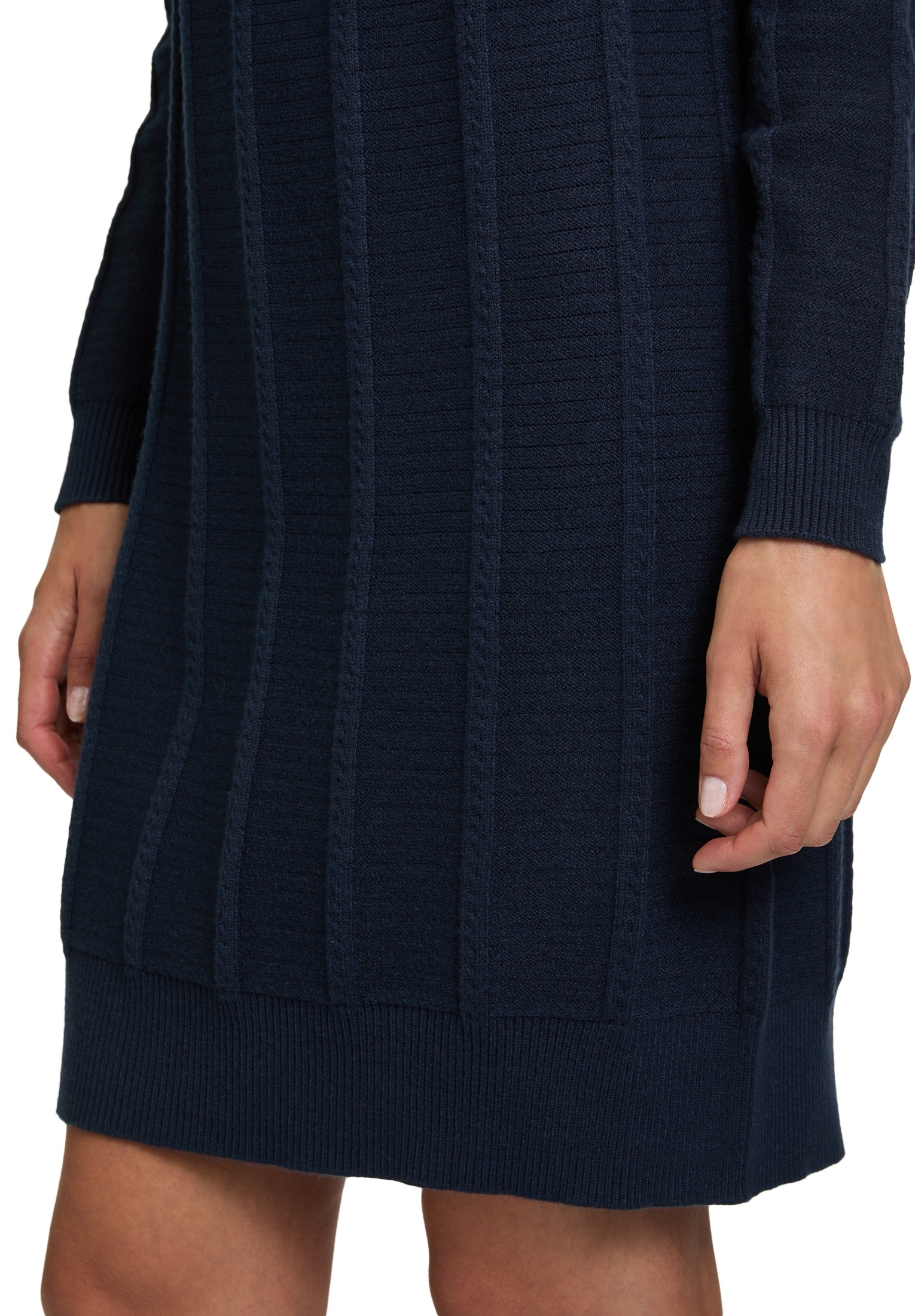 Betty&Co Strickkleid »Betty & Co Damen Strickkleid mit Rundhalsausschnitt«, Struktur