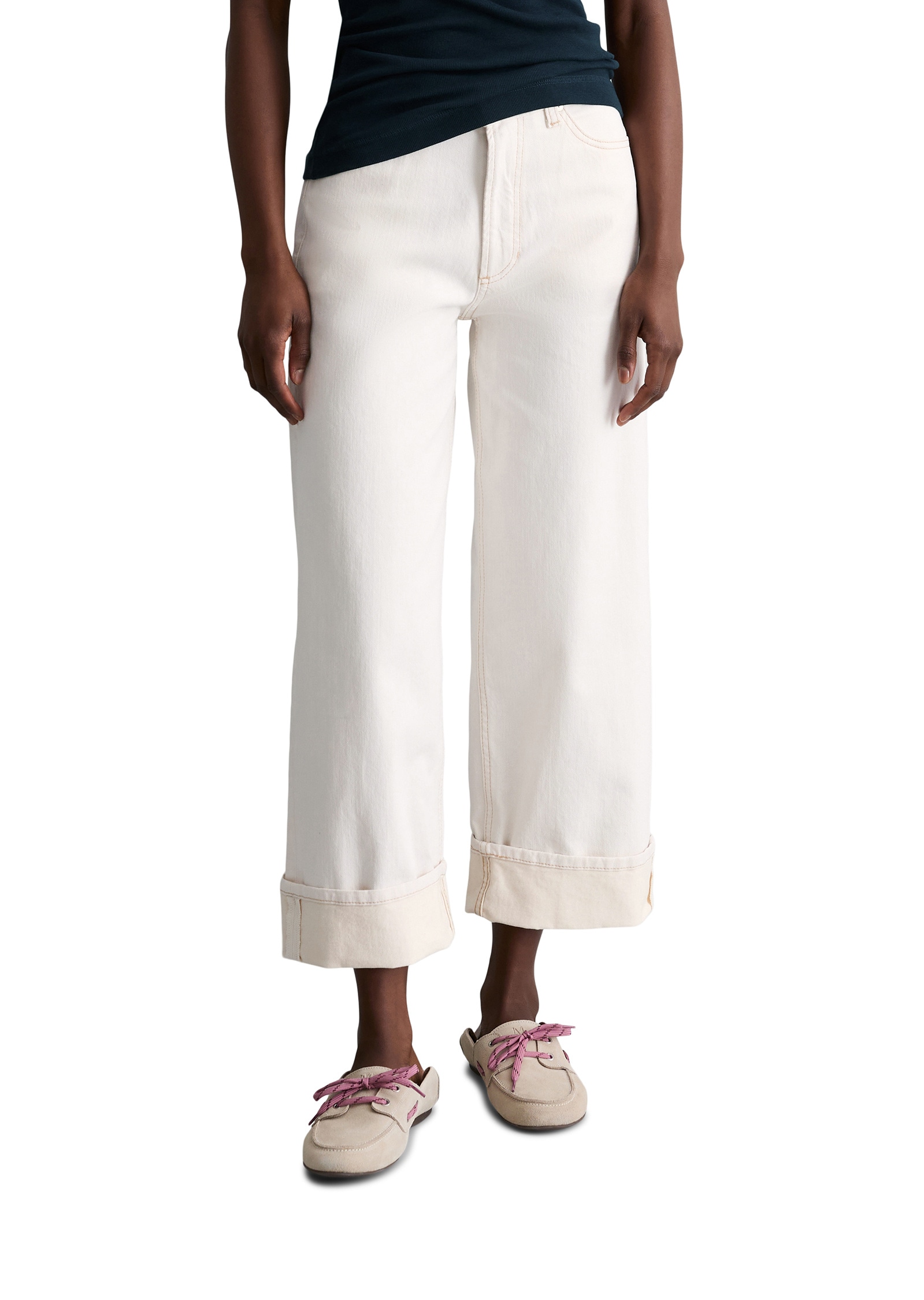Marc OPolo DENIM "aus hochwertigem Stretch-Denim"