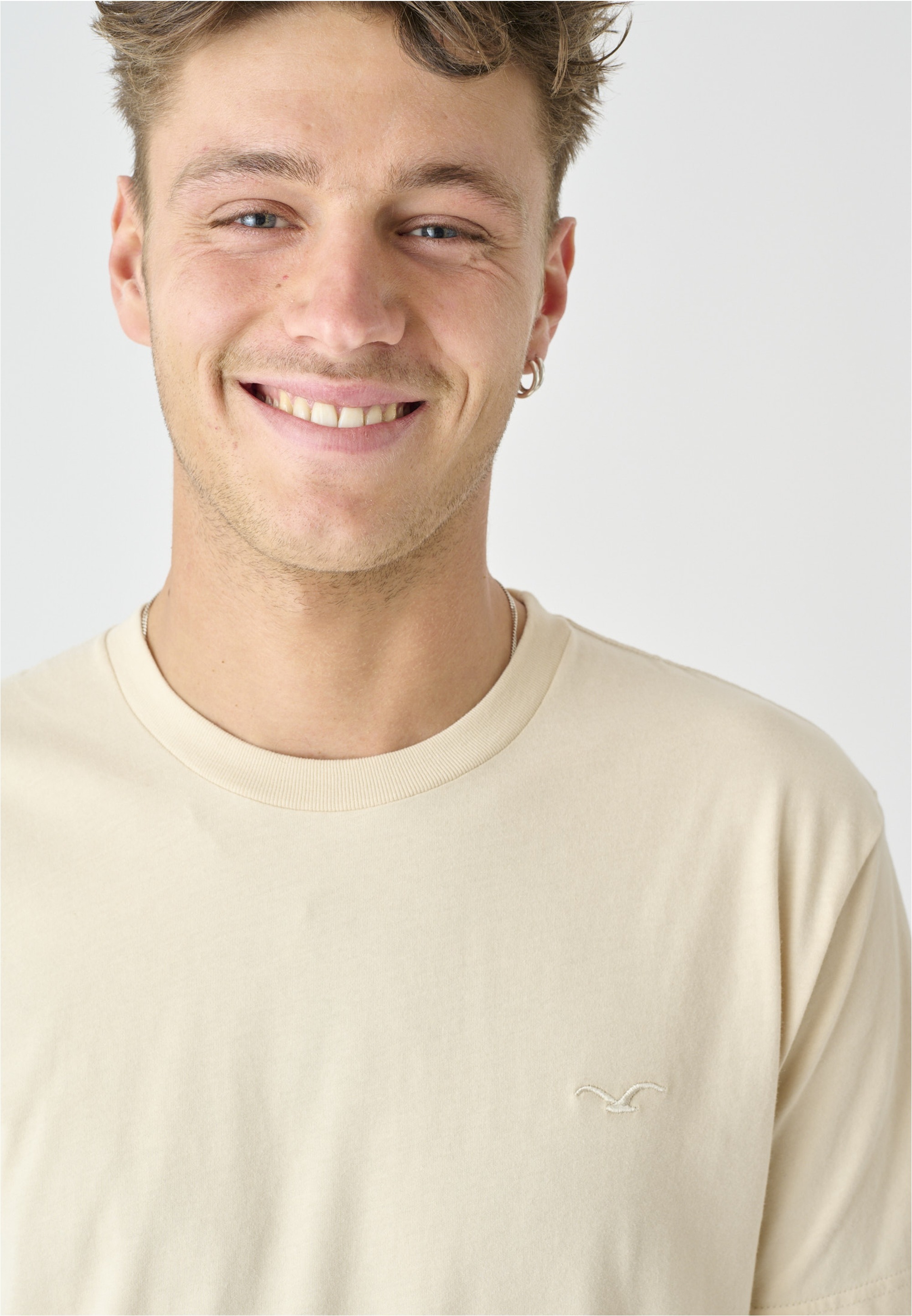 Cleptomanicx T-Shirt »Ligull Regular«, (1 tlg.), mit kleiner Logo-Stickerei