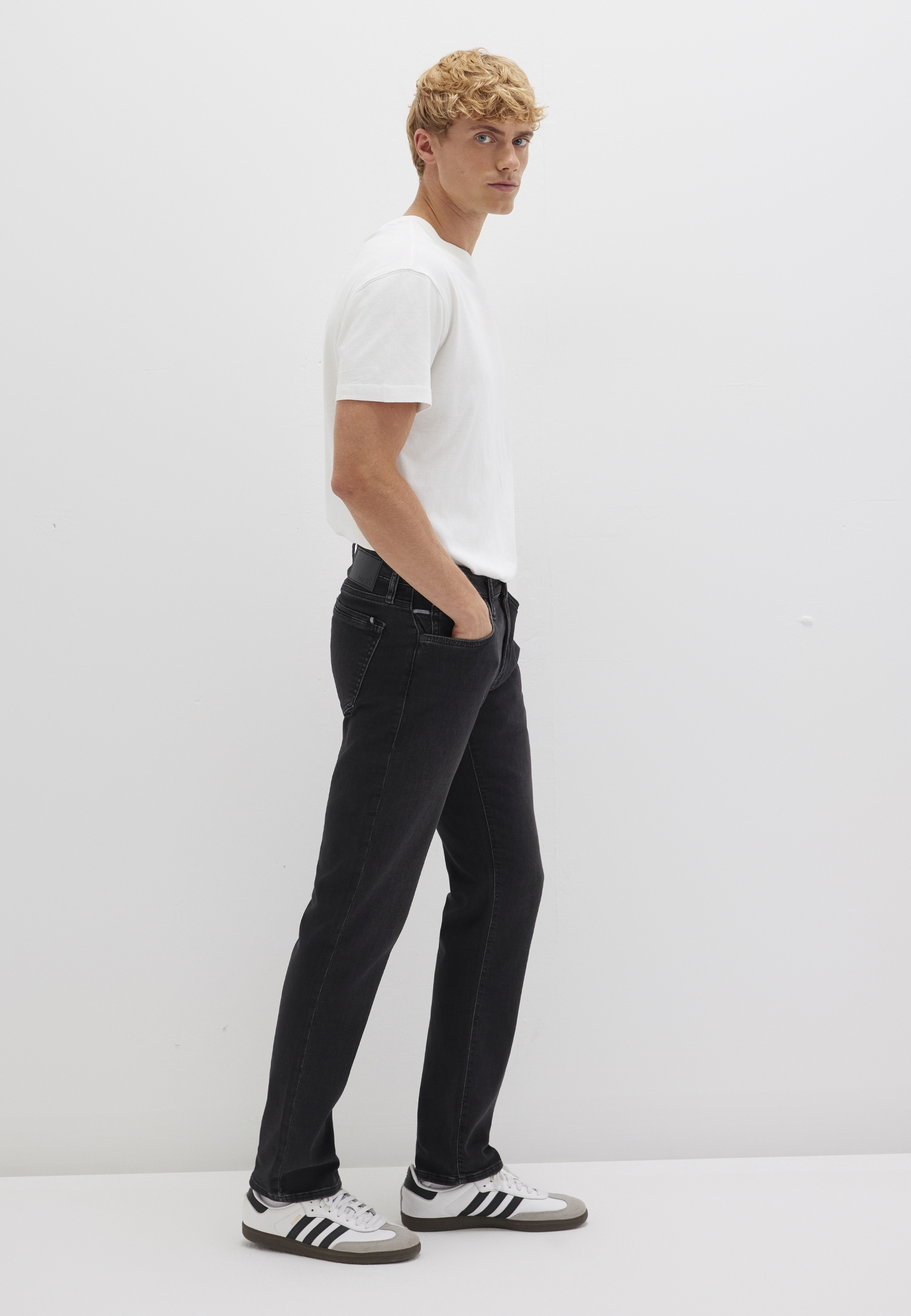 Mavi Straight-Jeans »MARCUS«