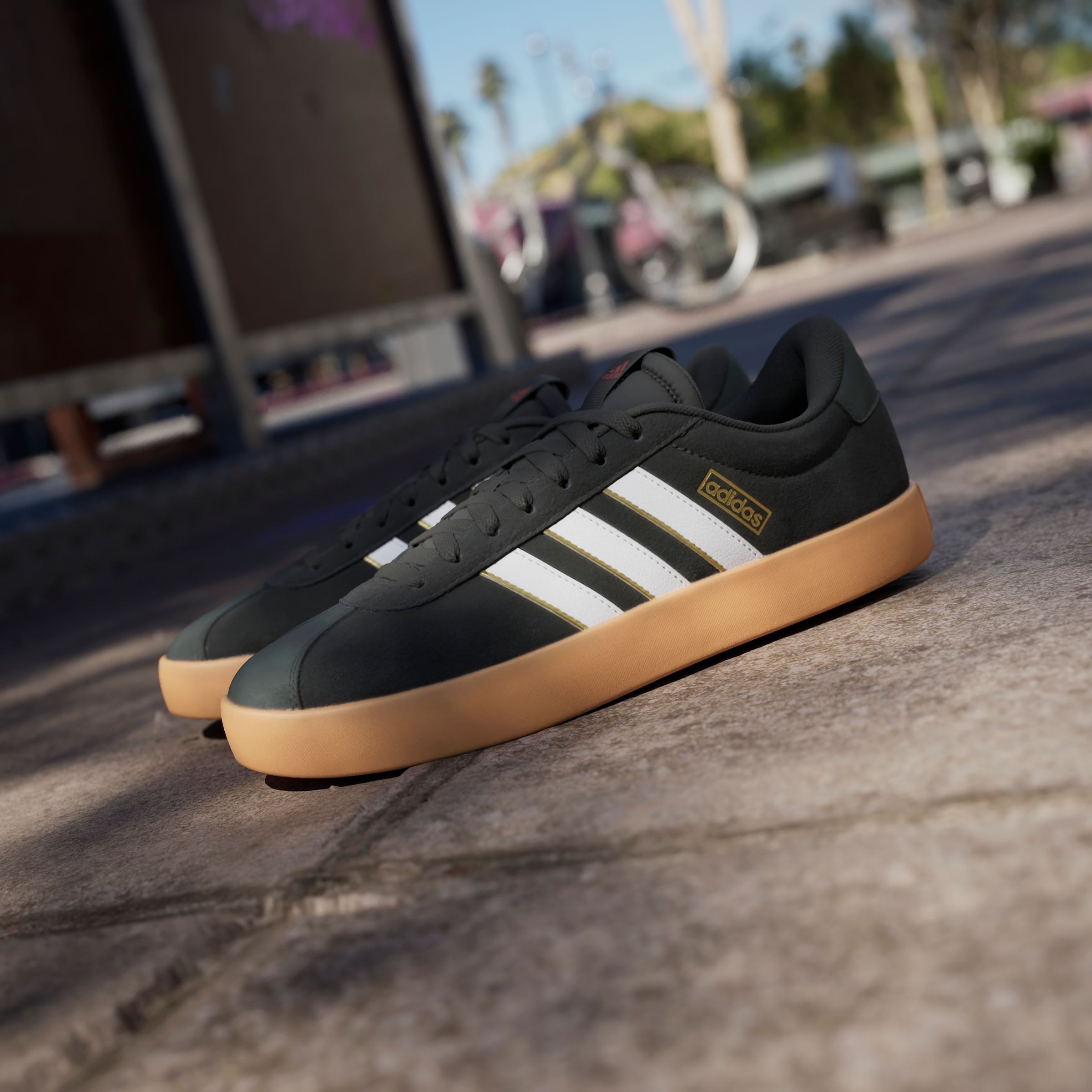 adidas Sportswear Sneaker »VL COURT 3.0«, inspiriert vom Design des adidas samba