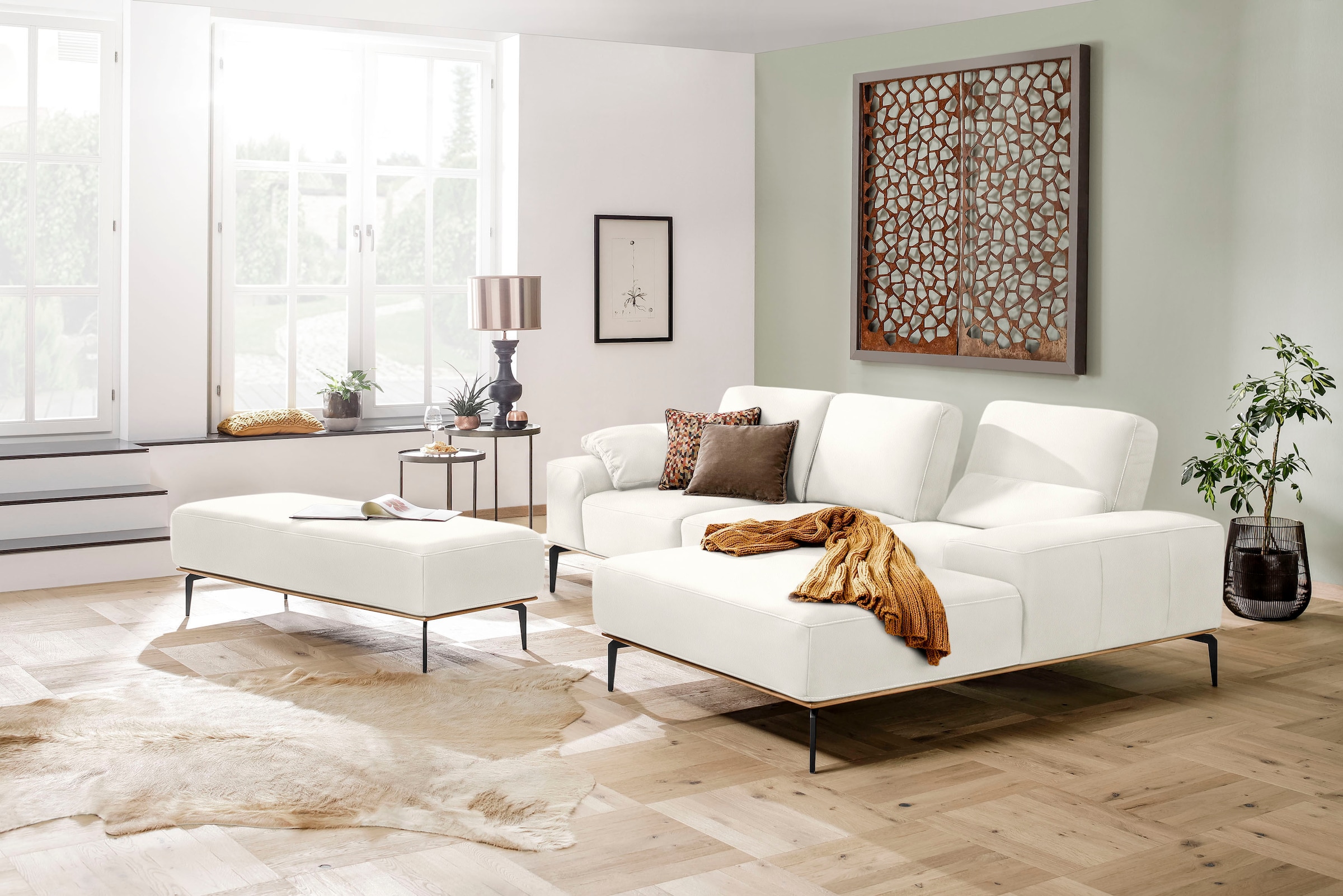 W.SCHILLIG Ecksofa »run, Designsofa mit tollem Sitzkomfort, bequem, L-Form«, mit Holzsockel, Füße in Schwarz pulverbeschichtet, Breite 279 cm