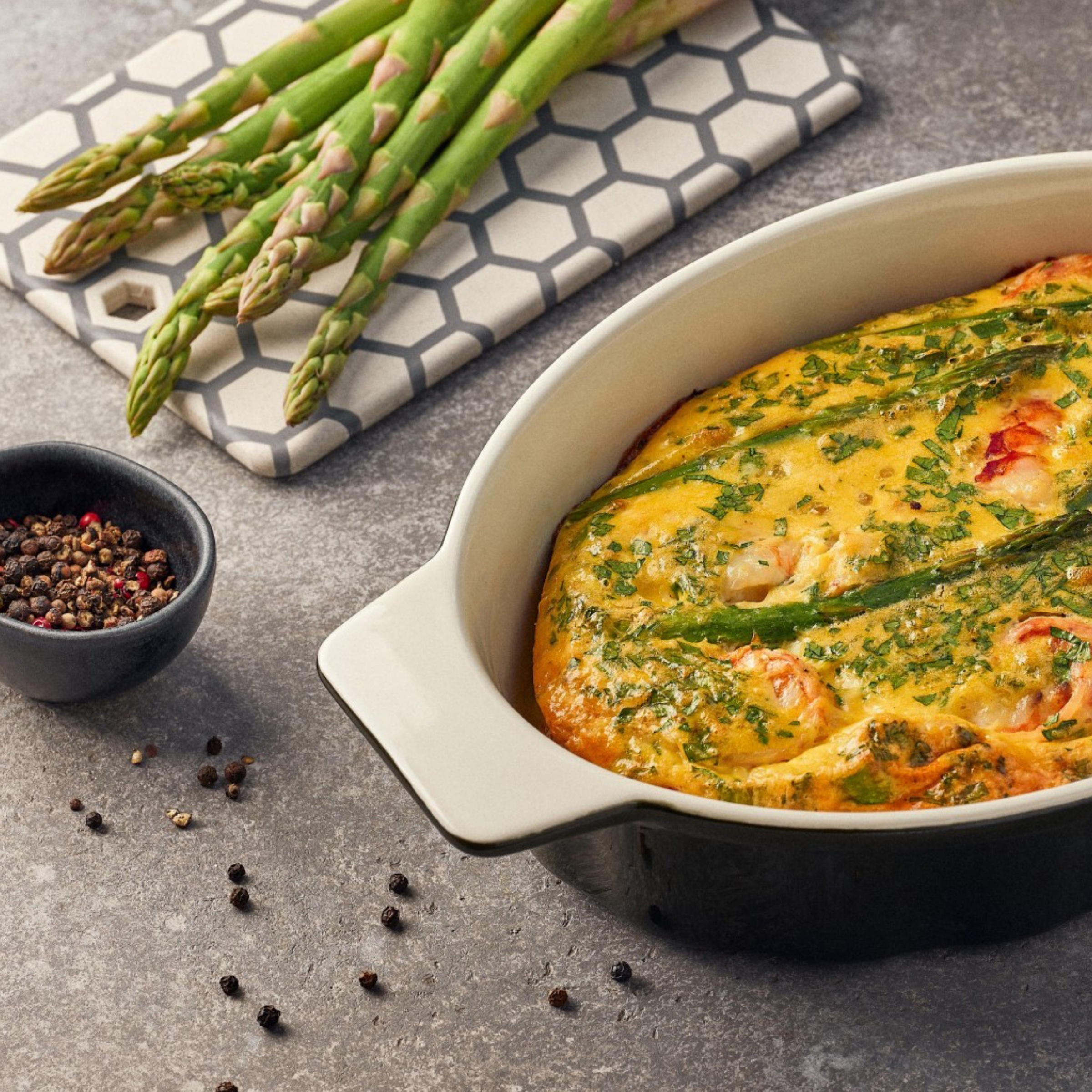RESTO Kitchenware Auflaufform »Fornax Backform Lasagneform Ofenform, 1,9 Liter, Spülmaschinengeeignet«, Keramik, (1 St.), Oval aus Keramik, dunkelgrün, für Brot, Lasagne, Brownie, Kuchen