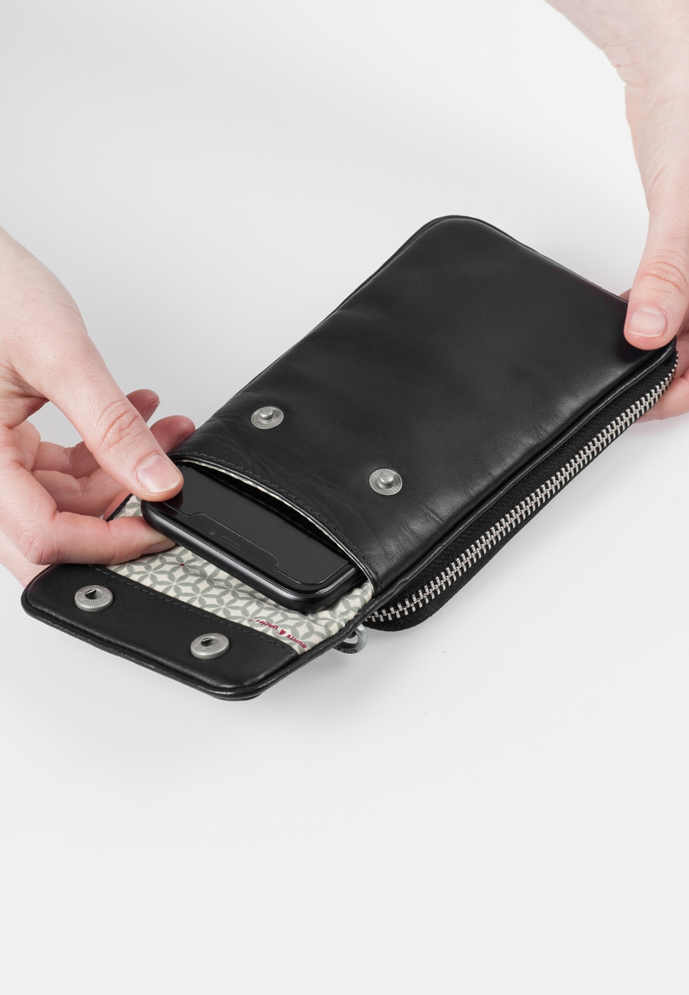 aunts & uncles Handytasche »Phone bag Cloudberry«
