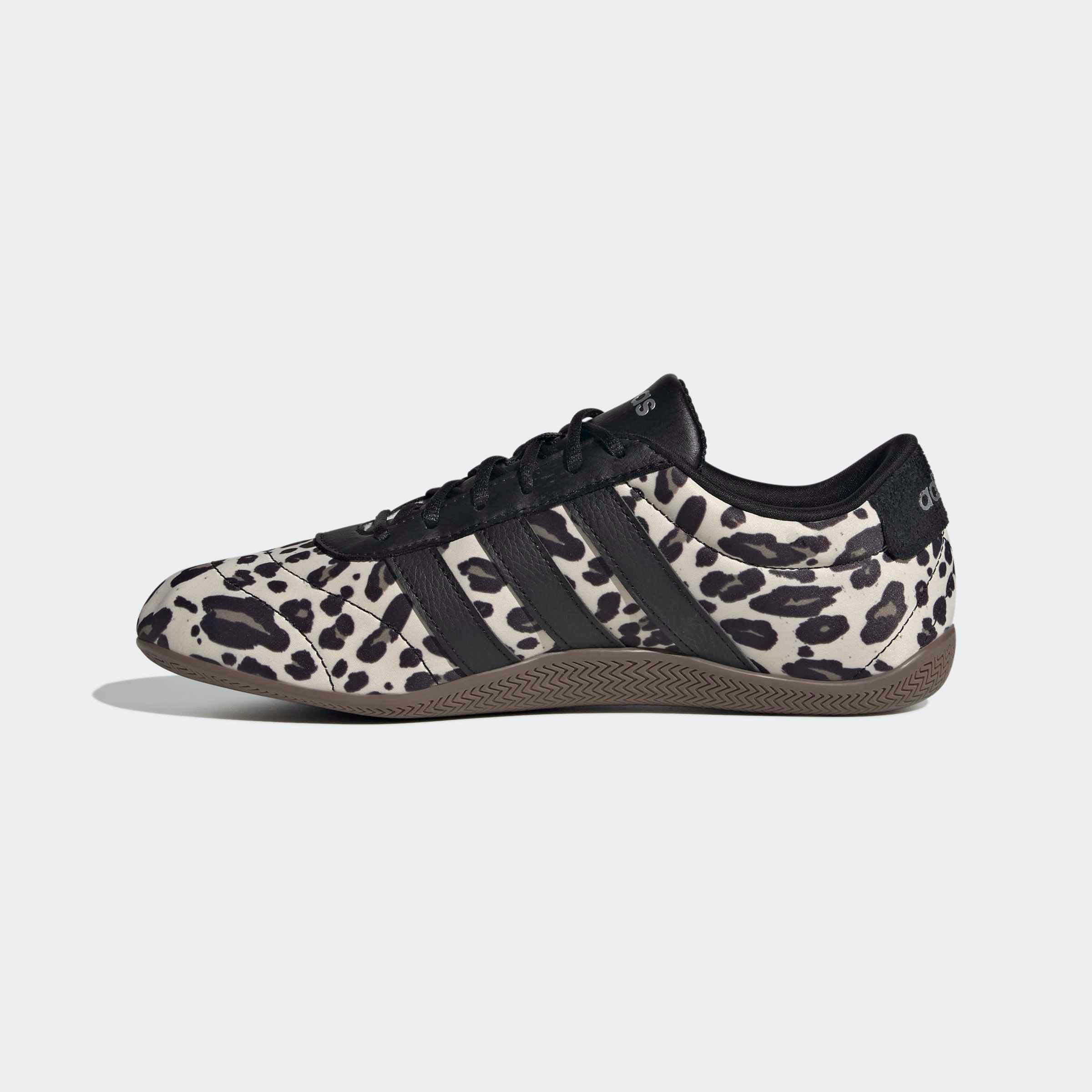 adidas Sportswear Sneaker »GRAND COURT LO«  mit Leo Muster