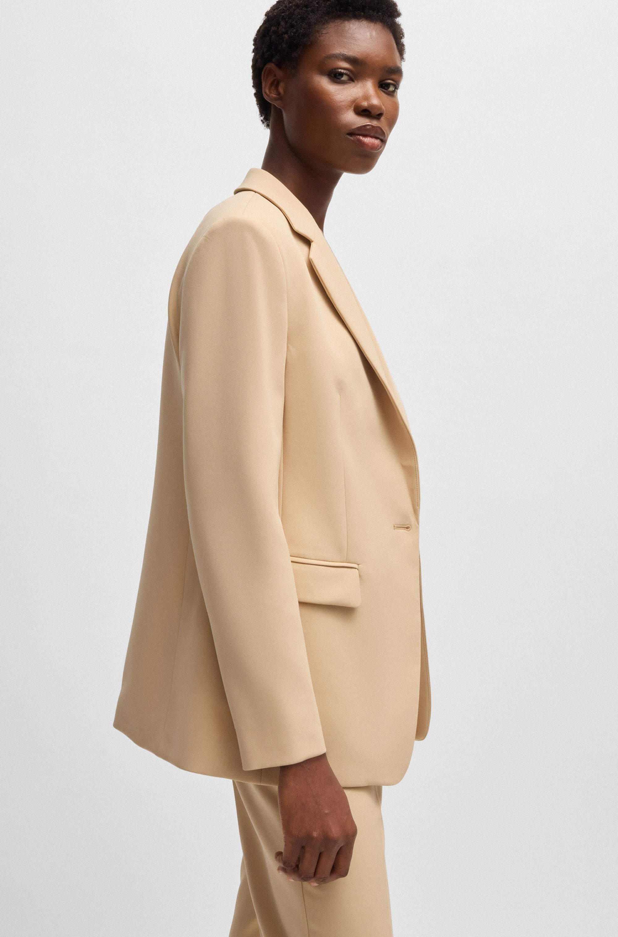 BOSS ORANGE Blusenblazer »Jabla Premium Damenmode«, mit Markenlabel