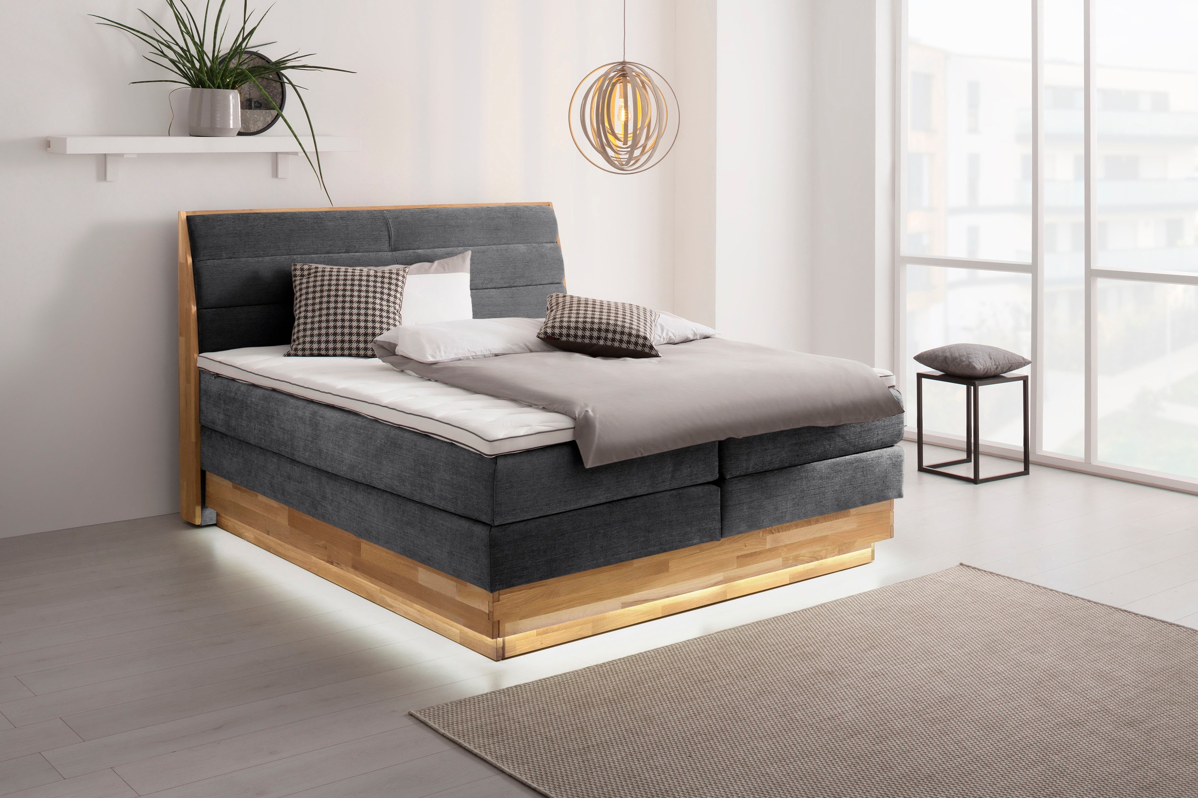 OTTO products Boxspringbett, LED-Beleuchtung, mit zertifizierten, recycelten Bezugsstoffen