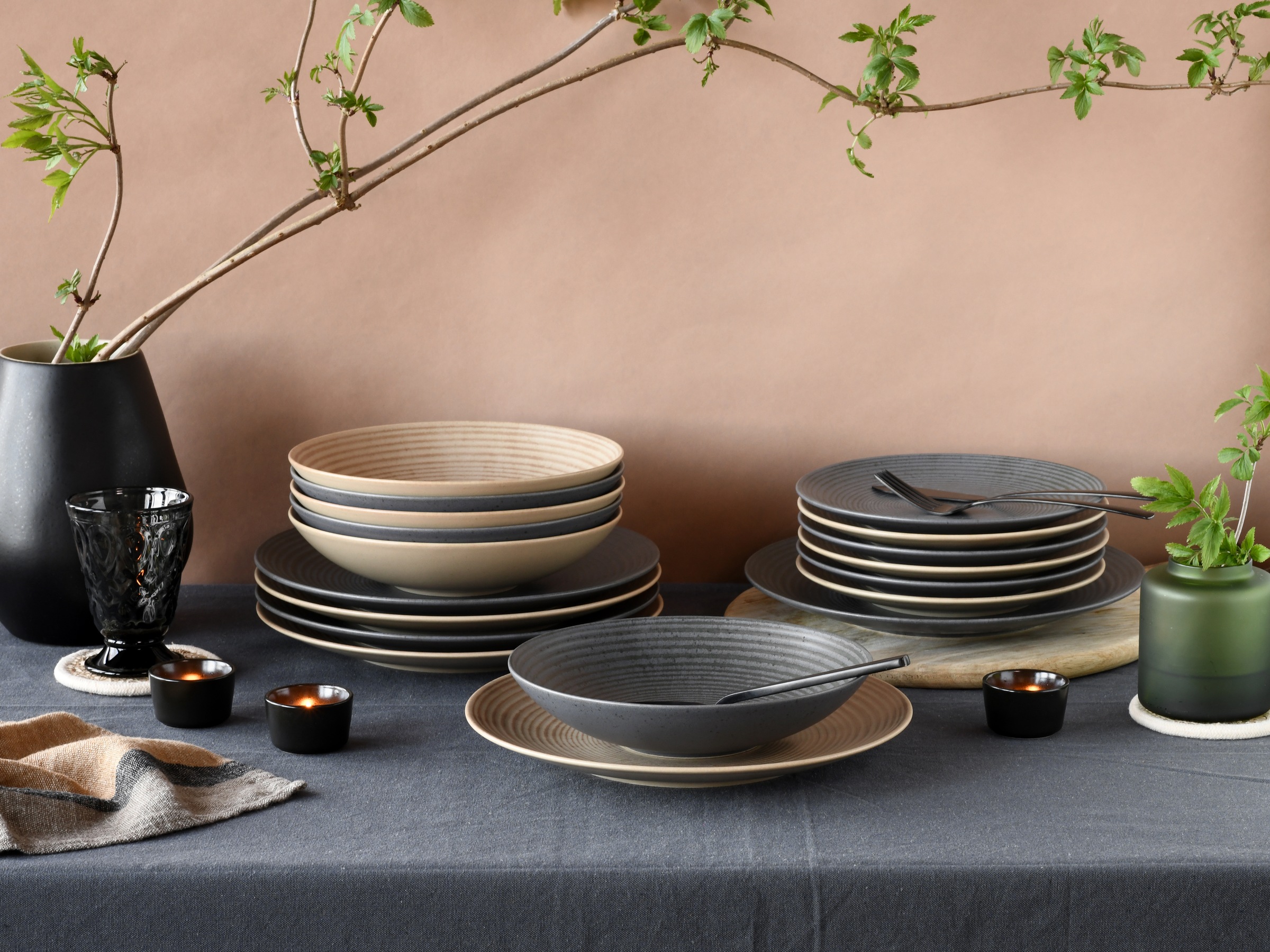 CreaTable Teller-Set »Catania Mix, Tellerset 18-tlg.«, (Set, 18 tlg.), Vintage Farben, Ausdrucksstarkes Relief, Handwerklicher Charakter