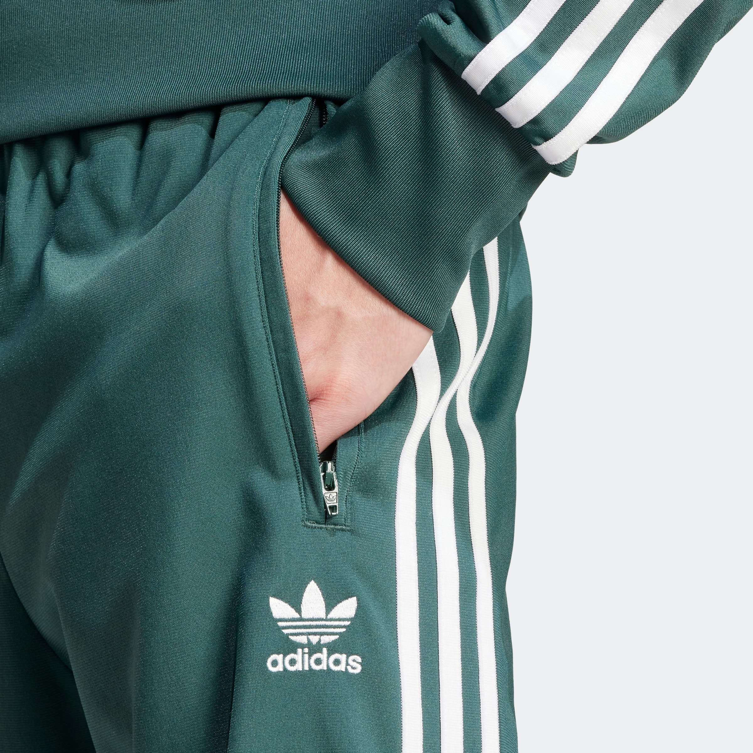 adidas Originals Sporthose »FIREBIRD TP«, (1 tlg.), Trackpant, Streetstyle