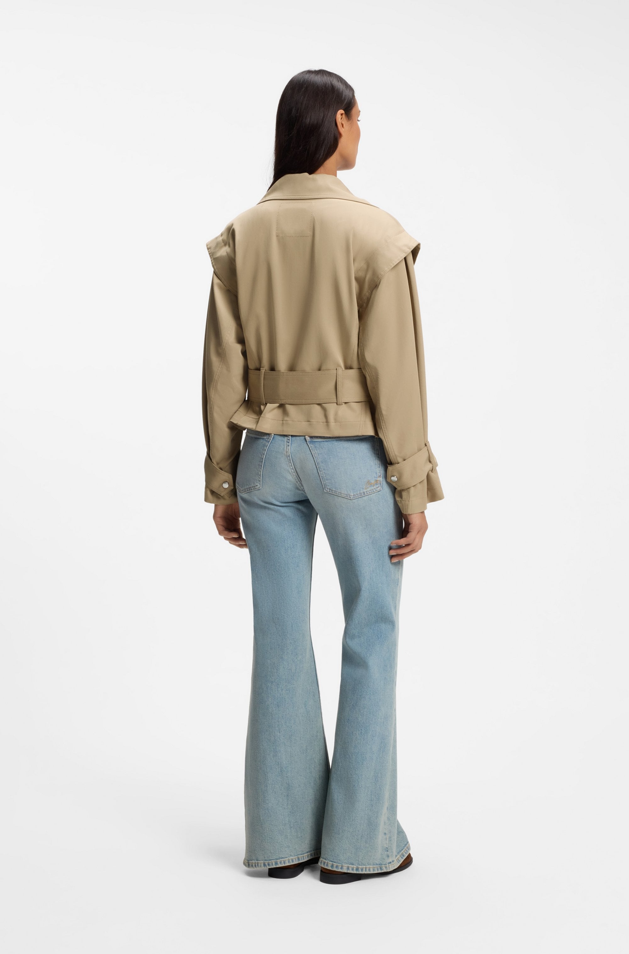 BOSS ORANGE Kurzjacke »Jophelia Premium Damenmode« aus softem Materialmix, mit Bindegürtel