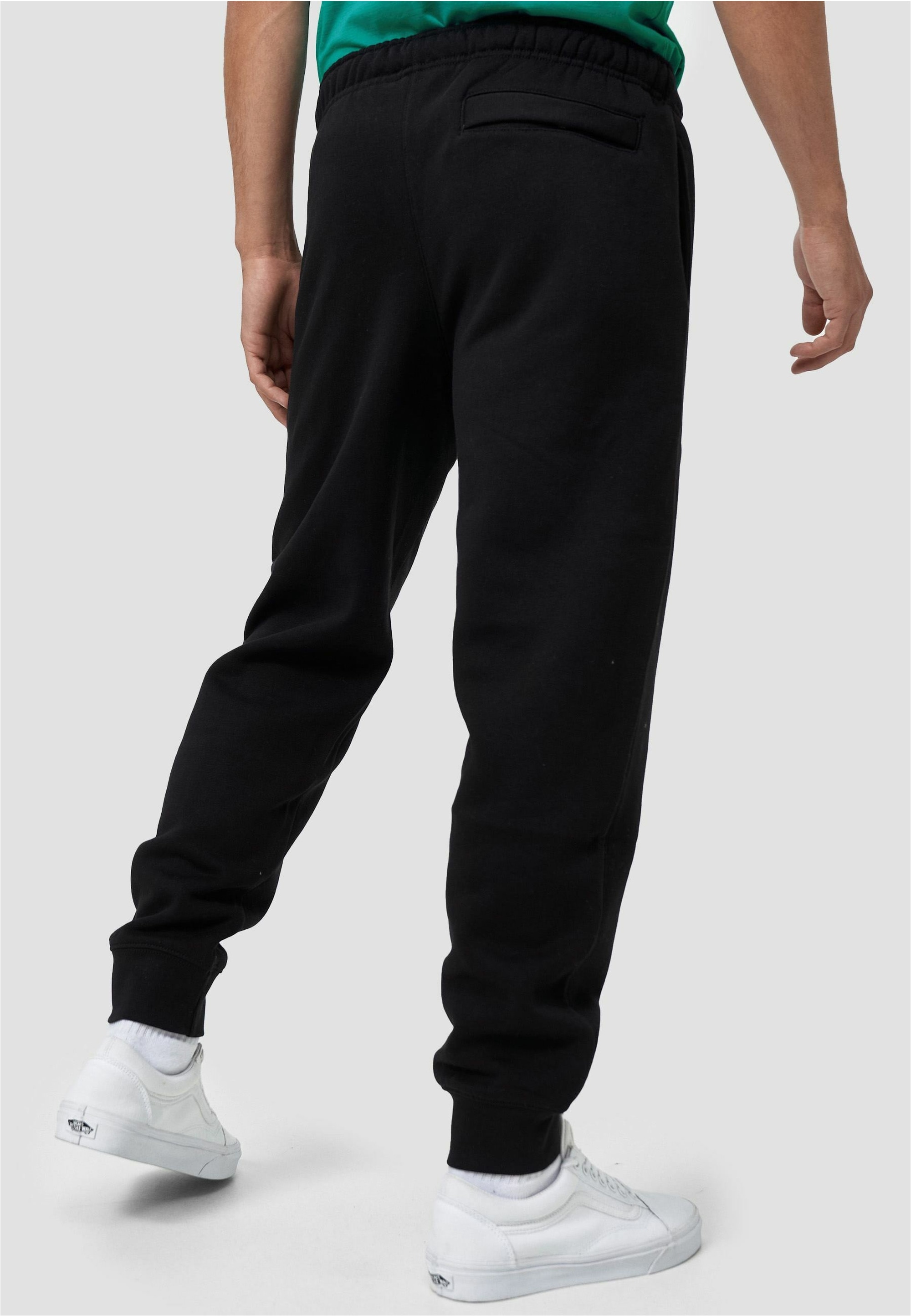MIKON Sweathose, im modischen Design