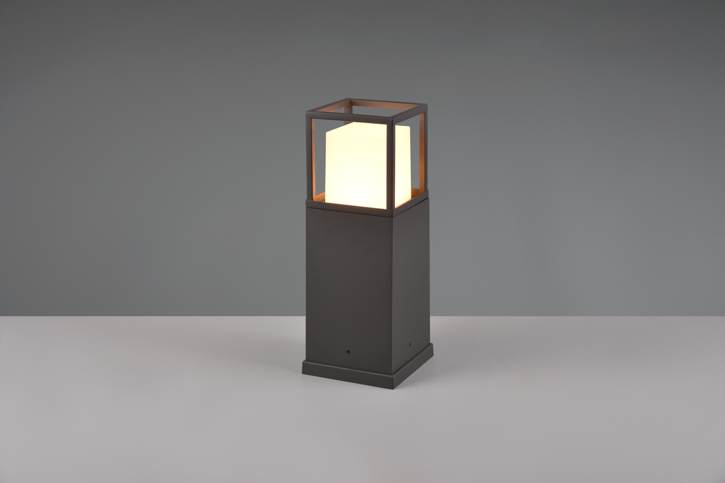 TRIO Leuchten LED Außen-Stehlampe »WITHAM, Outdoor Garten Stehleuchte Höhe 40cm, 14,5W LED, 1450 Lumen«, 1 flammig, Leuchtmittel LED-Board | LED fest integriert, Lichtfarbe einstellbar warmweiß bis kaltweiß 2300/3000/4000K, IP54