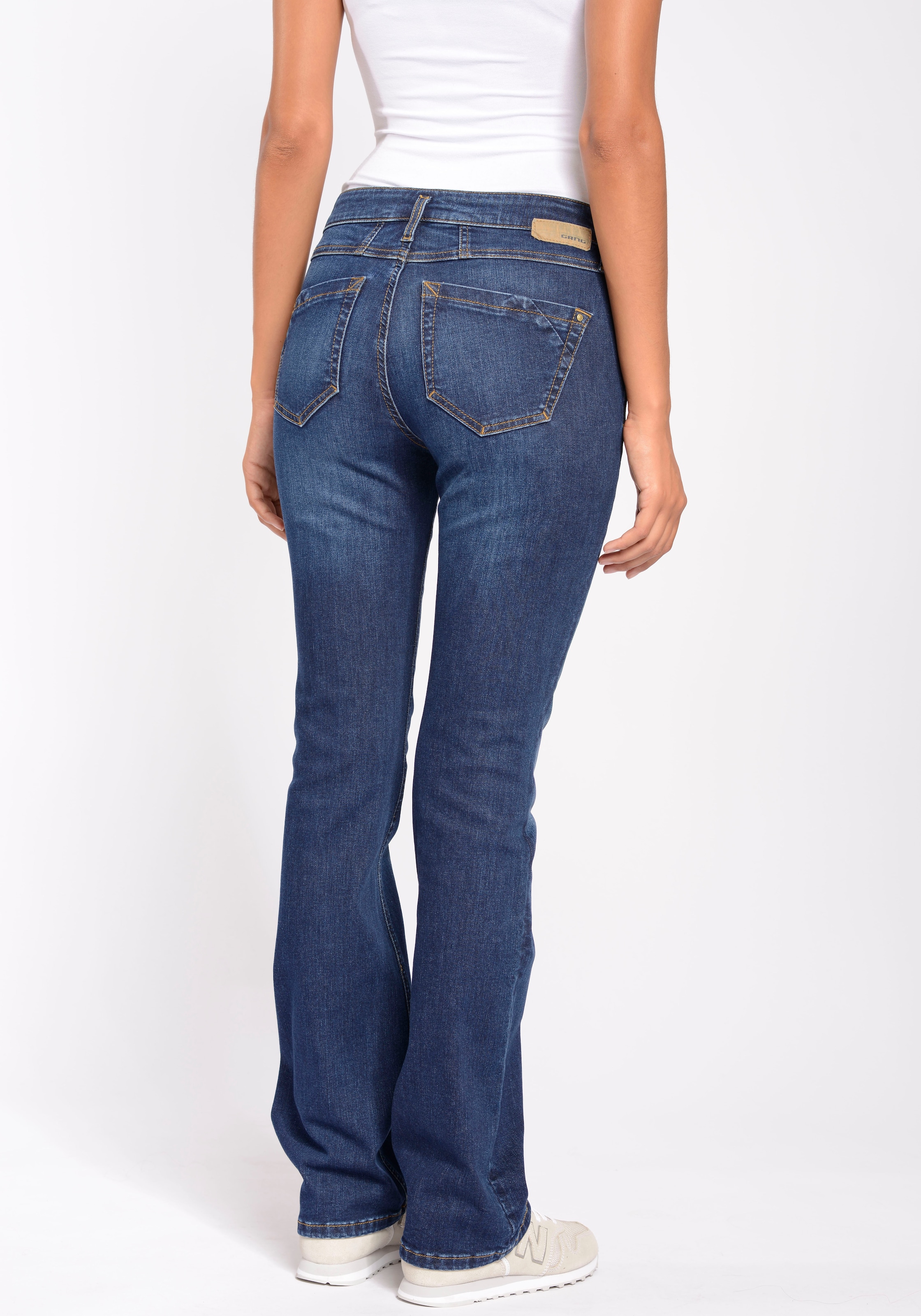 und | für BOOTCUT«, BAUR Bio-Baumwolle »94ELISA aus der Stretch Bootcut-Jeans LINE GANG kaufen LIGHT ECO mit