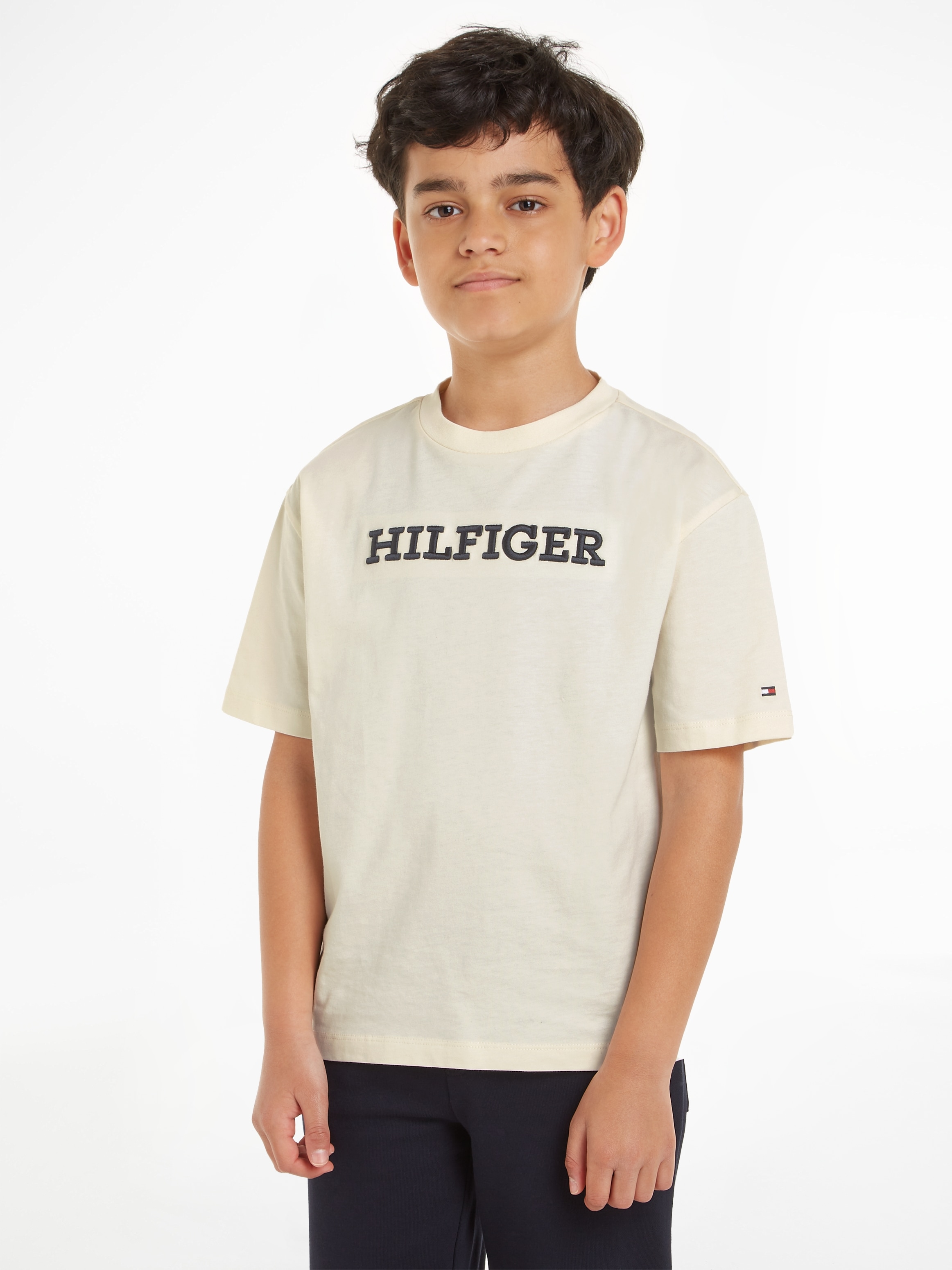 Hilfiger BAUR TEE Logo-Stickerei Tommy S/S«, großer bestellen MONOTYPE | »U mit T-Shirt